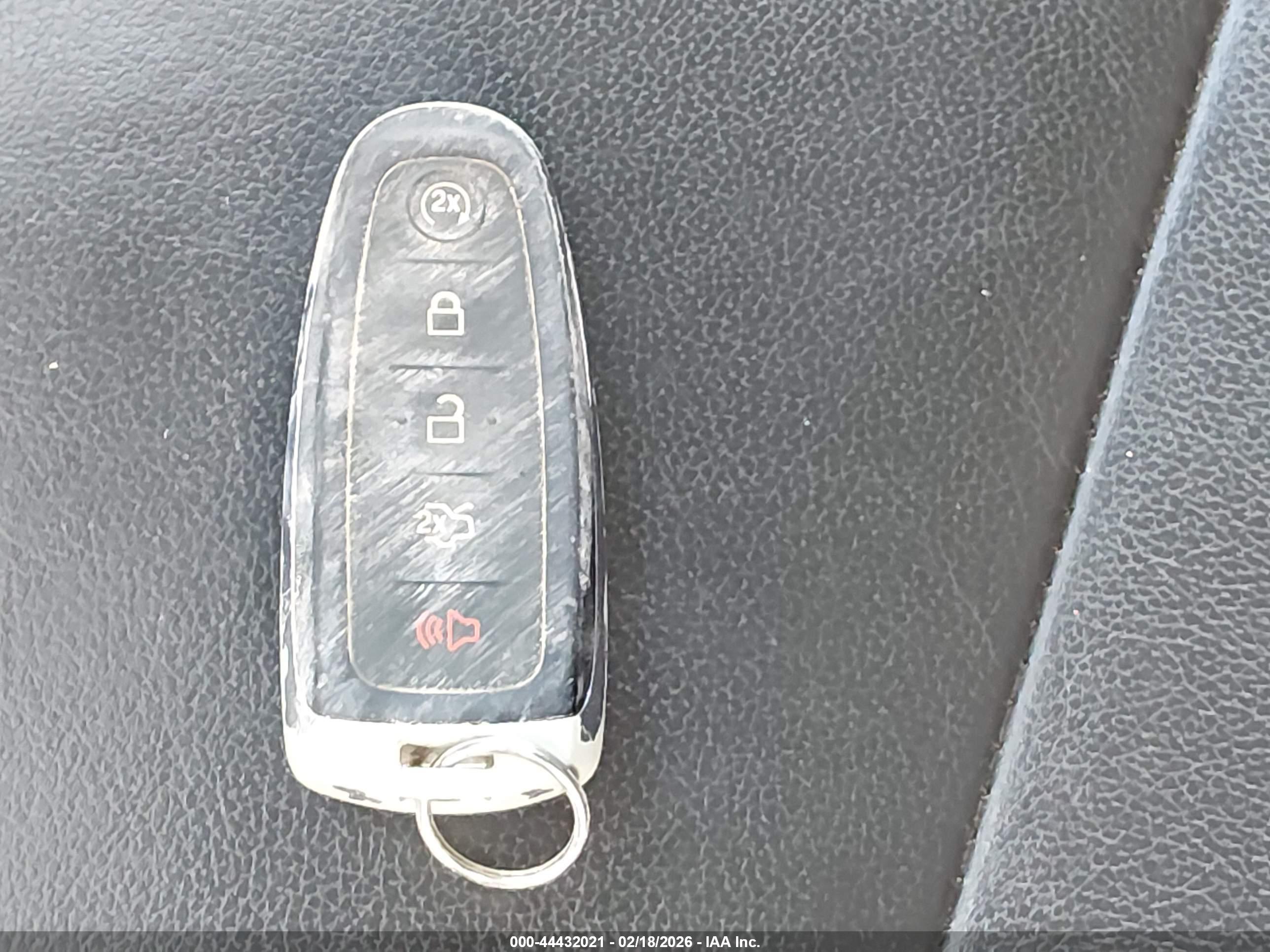 FORD ESCAPE image 11