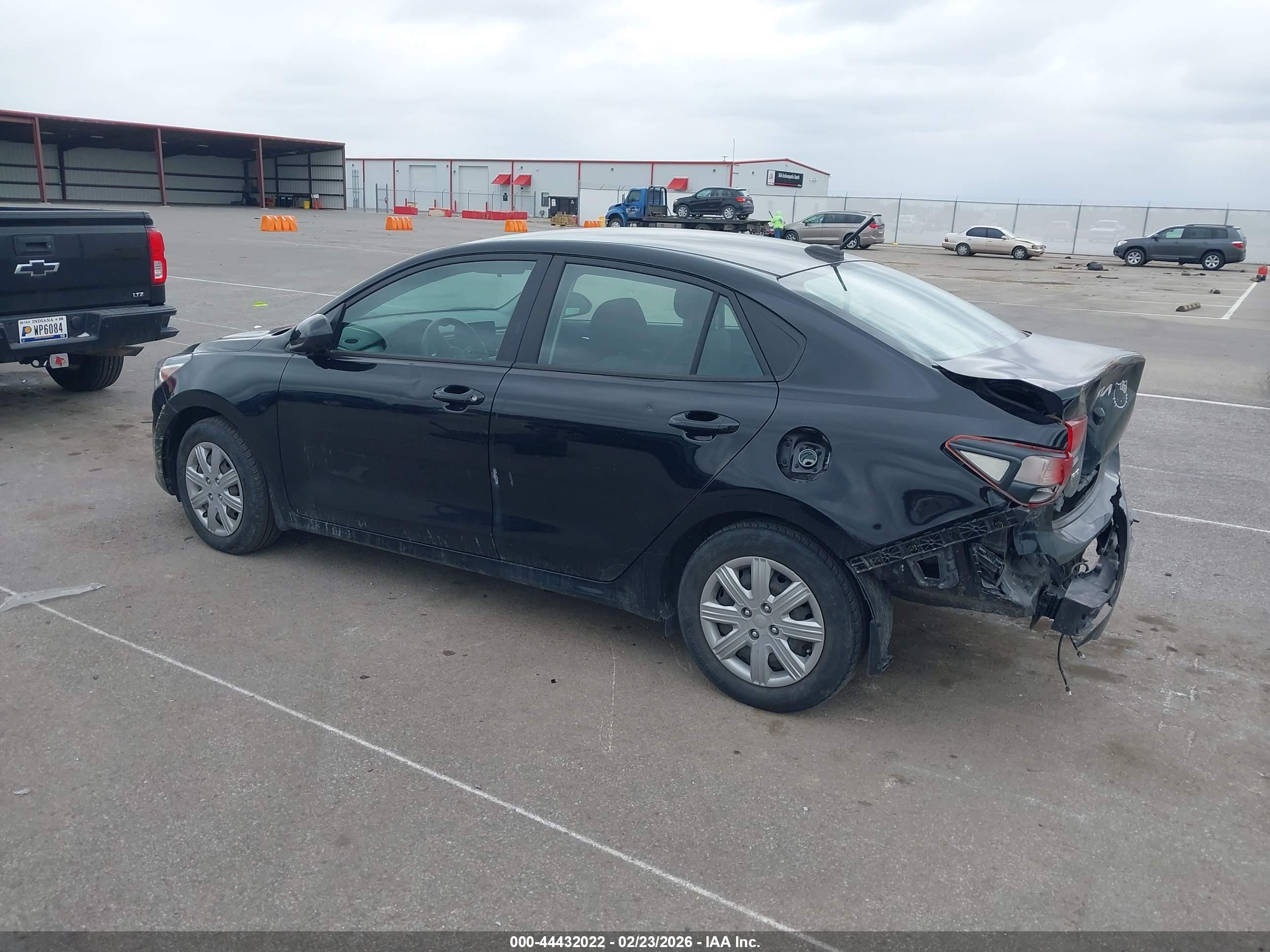 KIA RIO image 3
