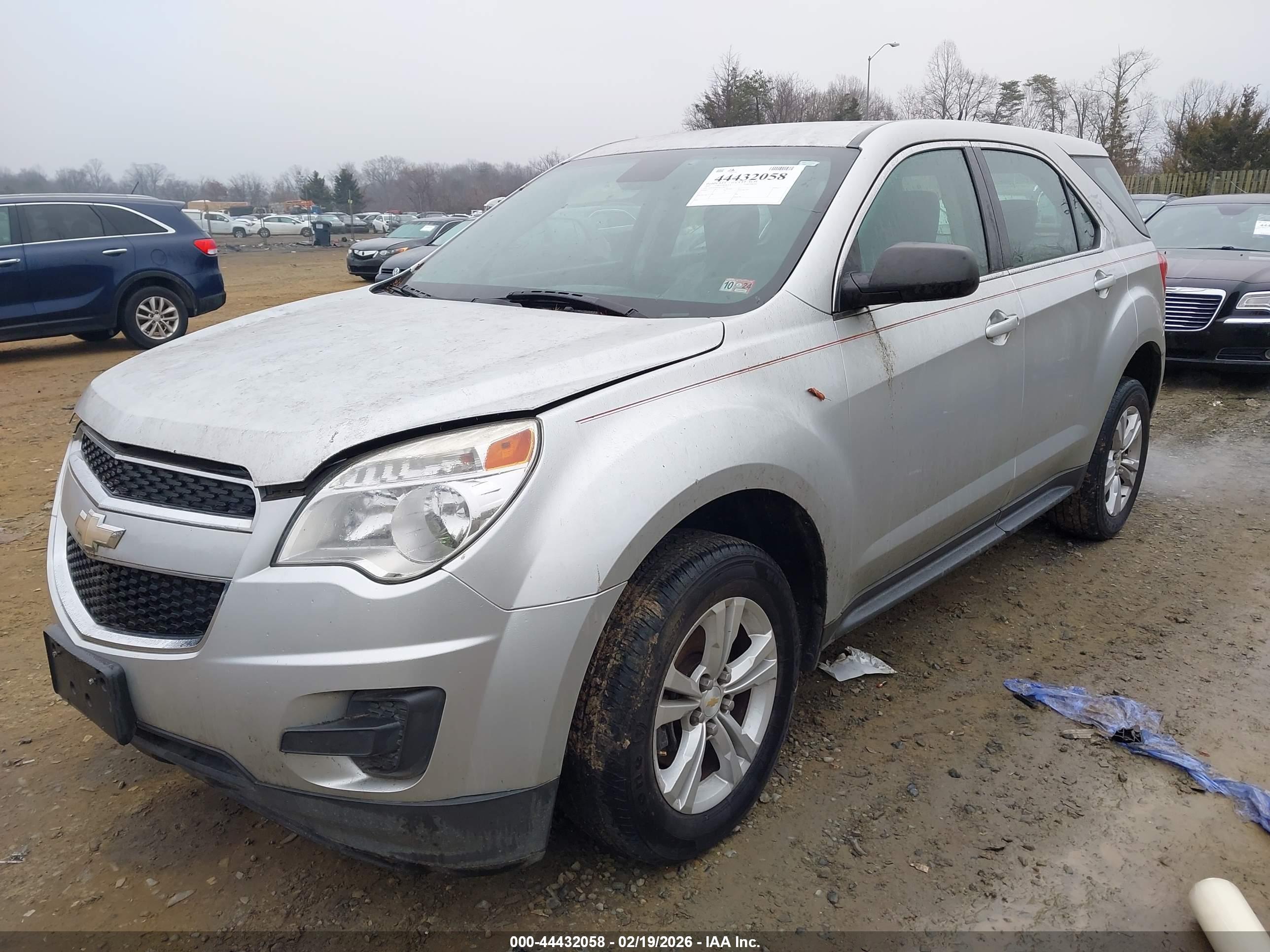 CHEVROLET EQUINOX image 2