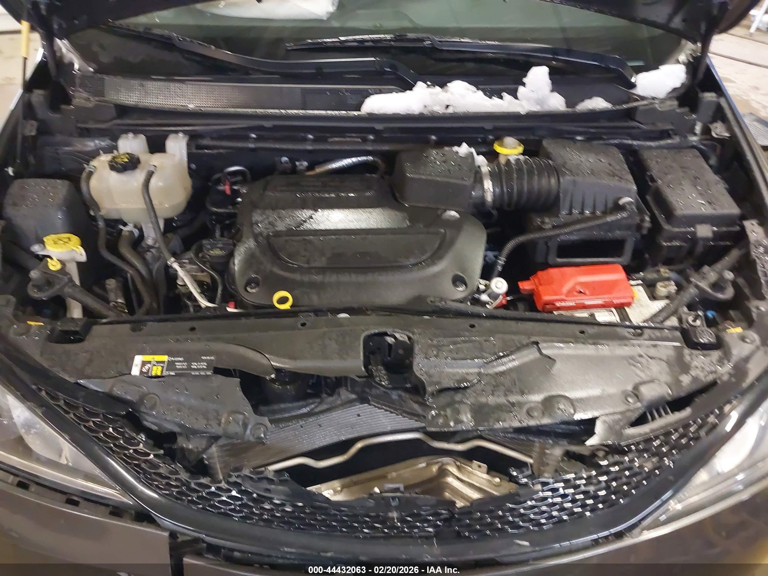 CHRYSLER PACIFICA image 10