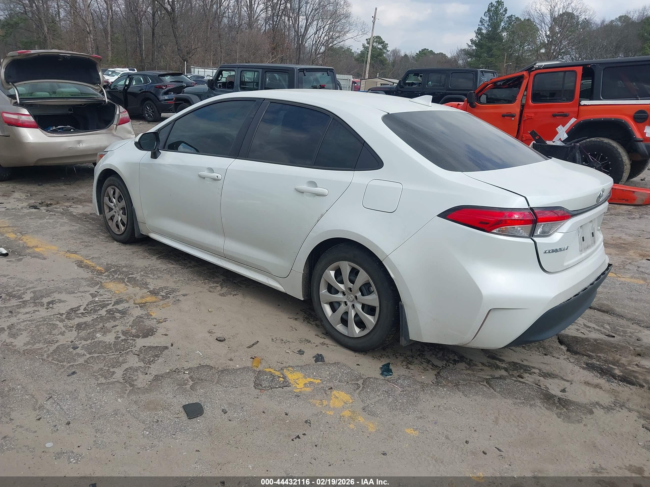 TOYOTA COROLLA image 3