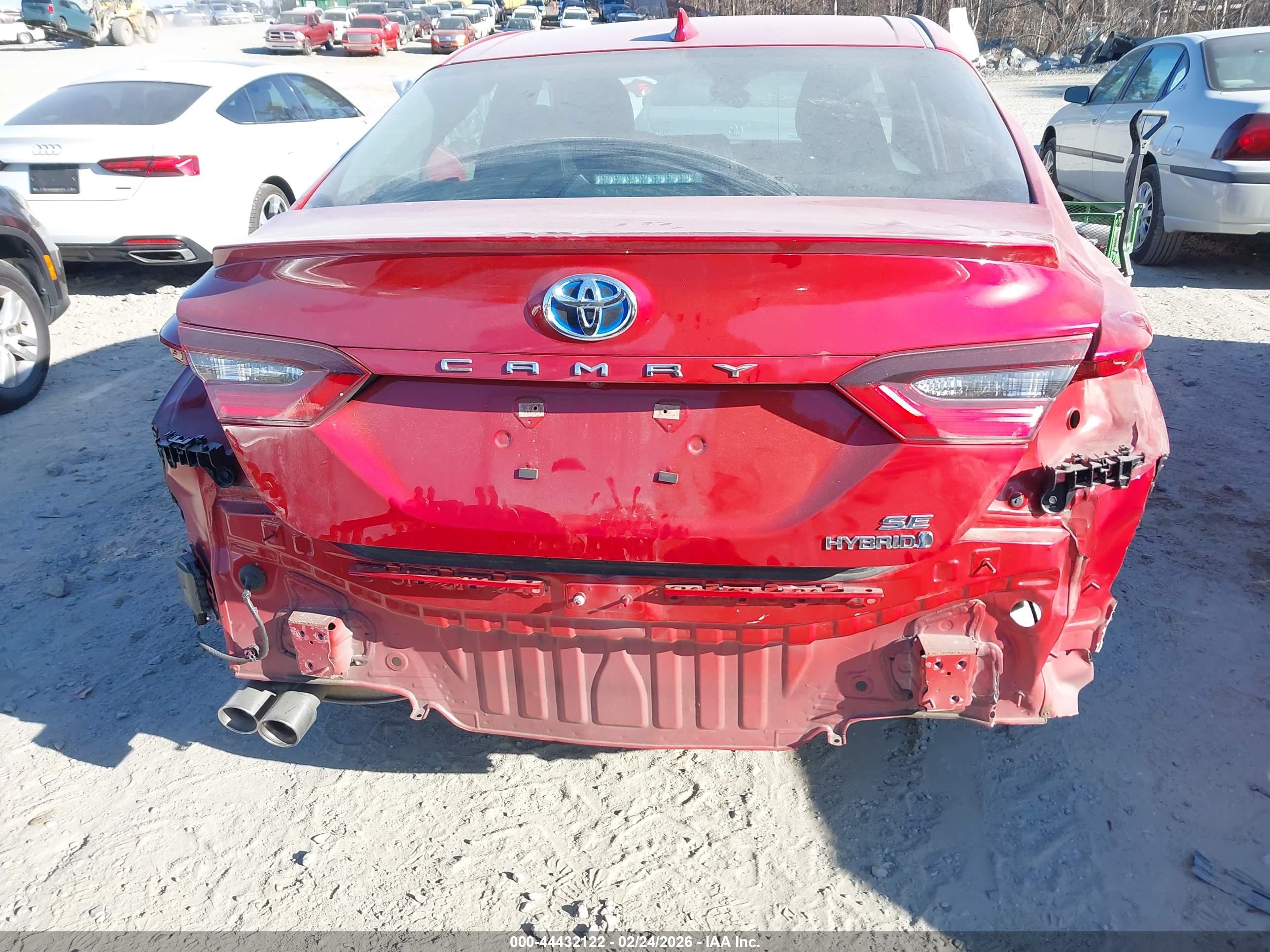 TOYOTA CAMRY image 6