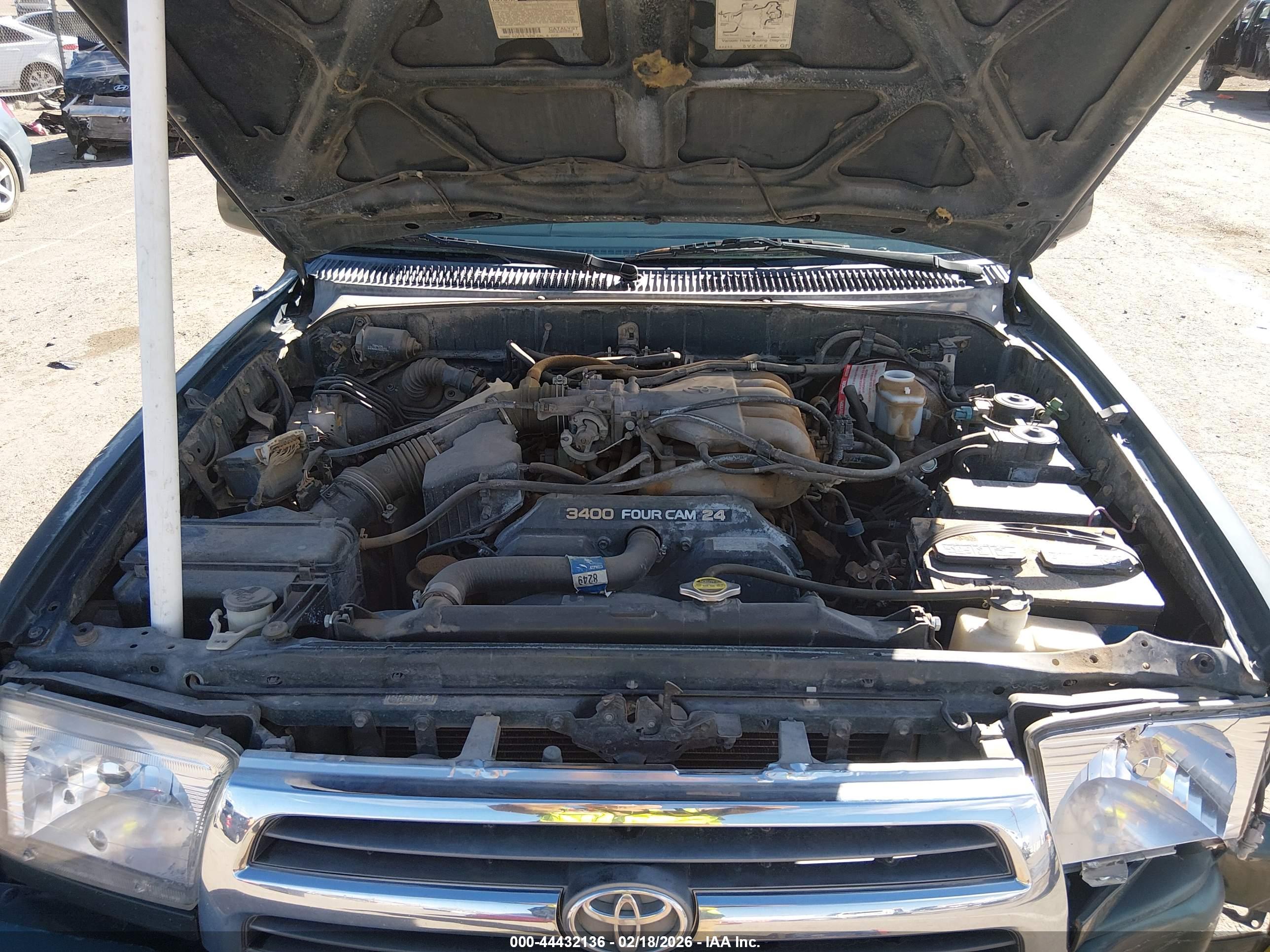 TOYOTA 4RUNNER image 10