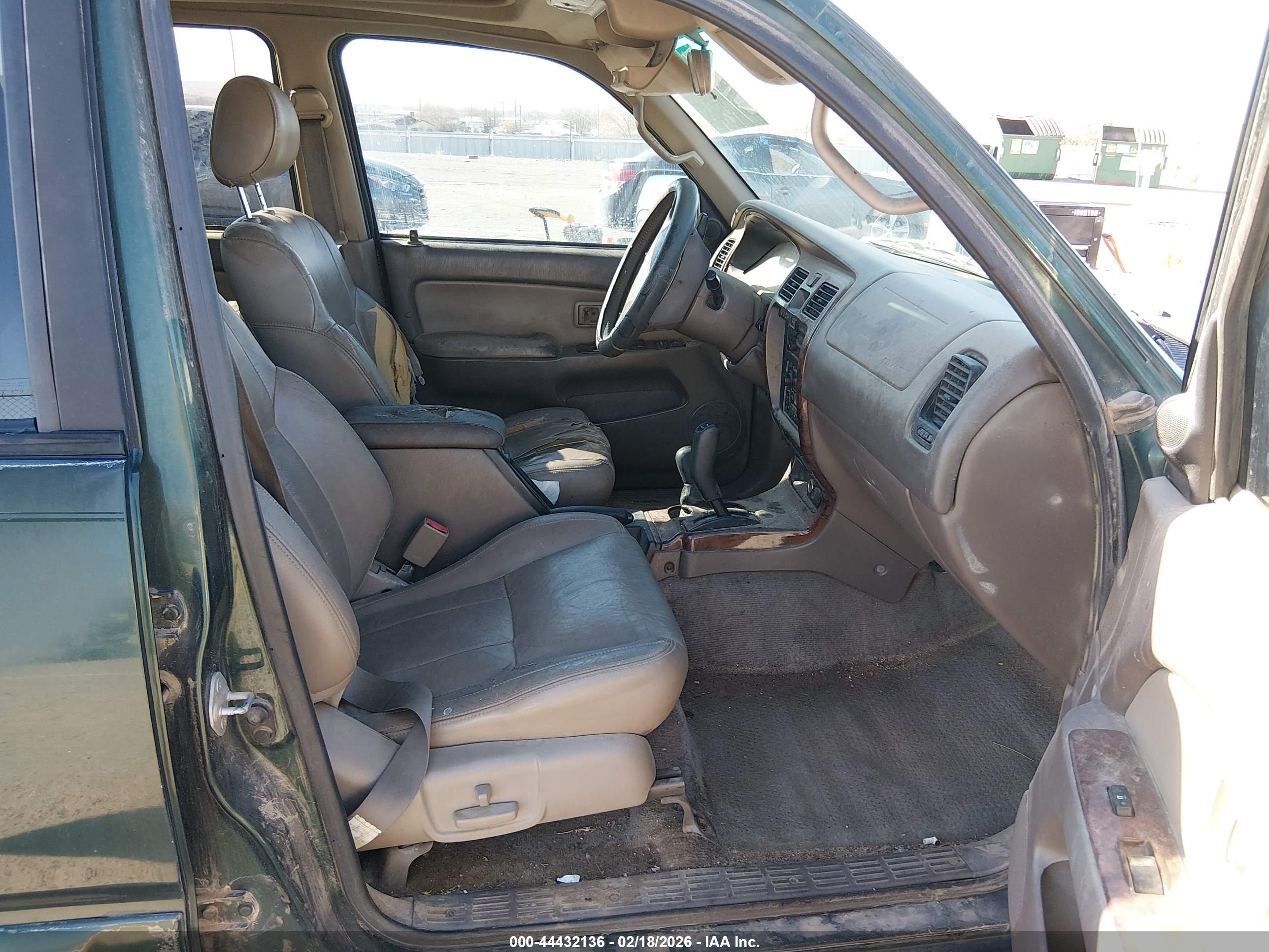 TOYOTA 4RUNNER image 5