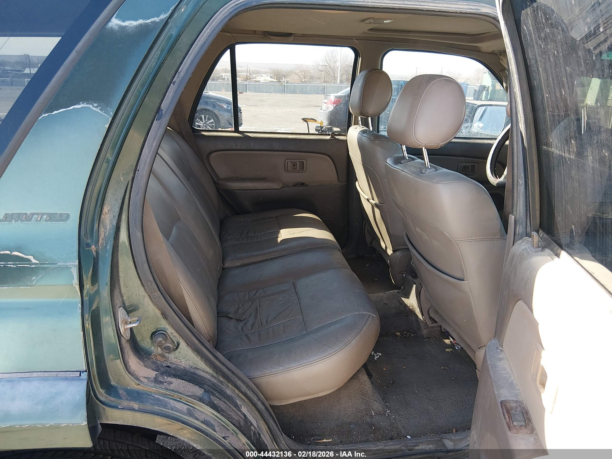 TOYOTA 4RUNNER image 8