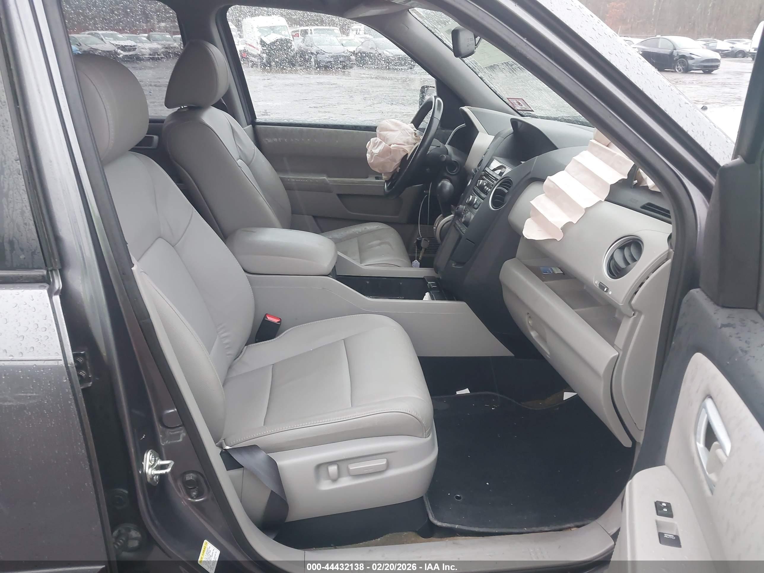 HONDA PILOT image 5