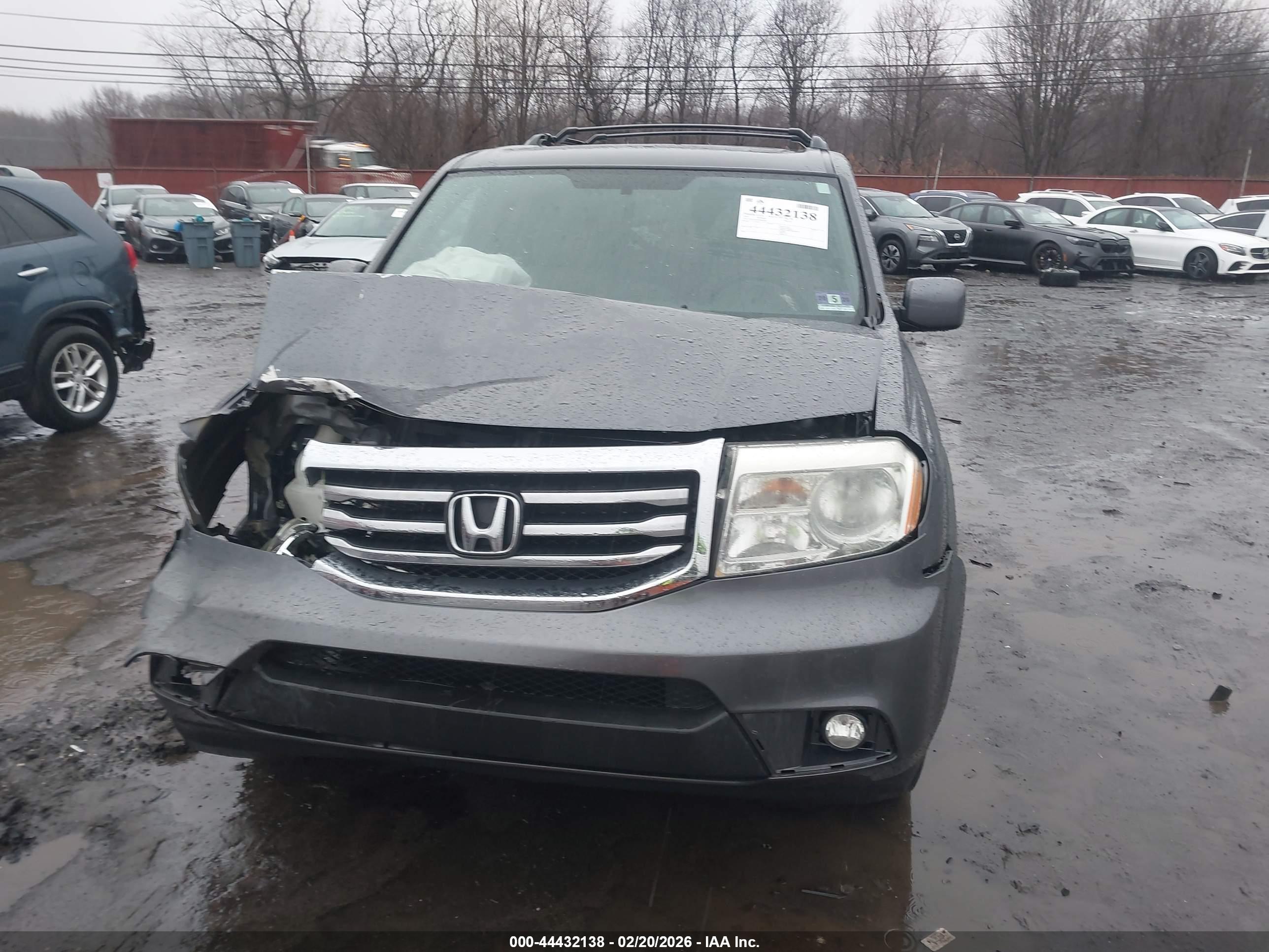HONDA PILOT image 6