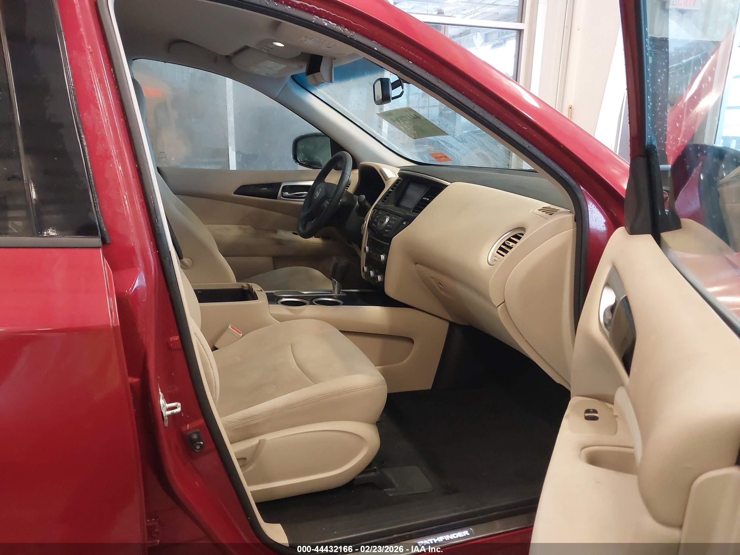 NISSAN PATHFINDER image 5