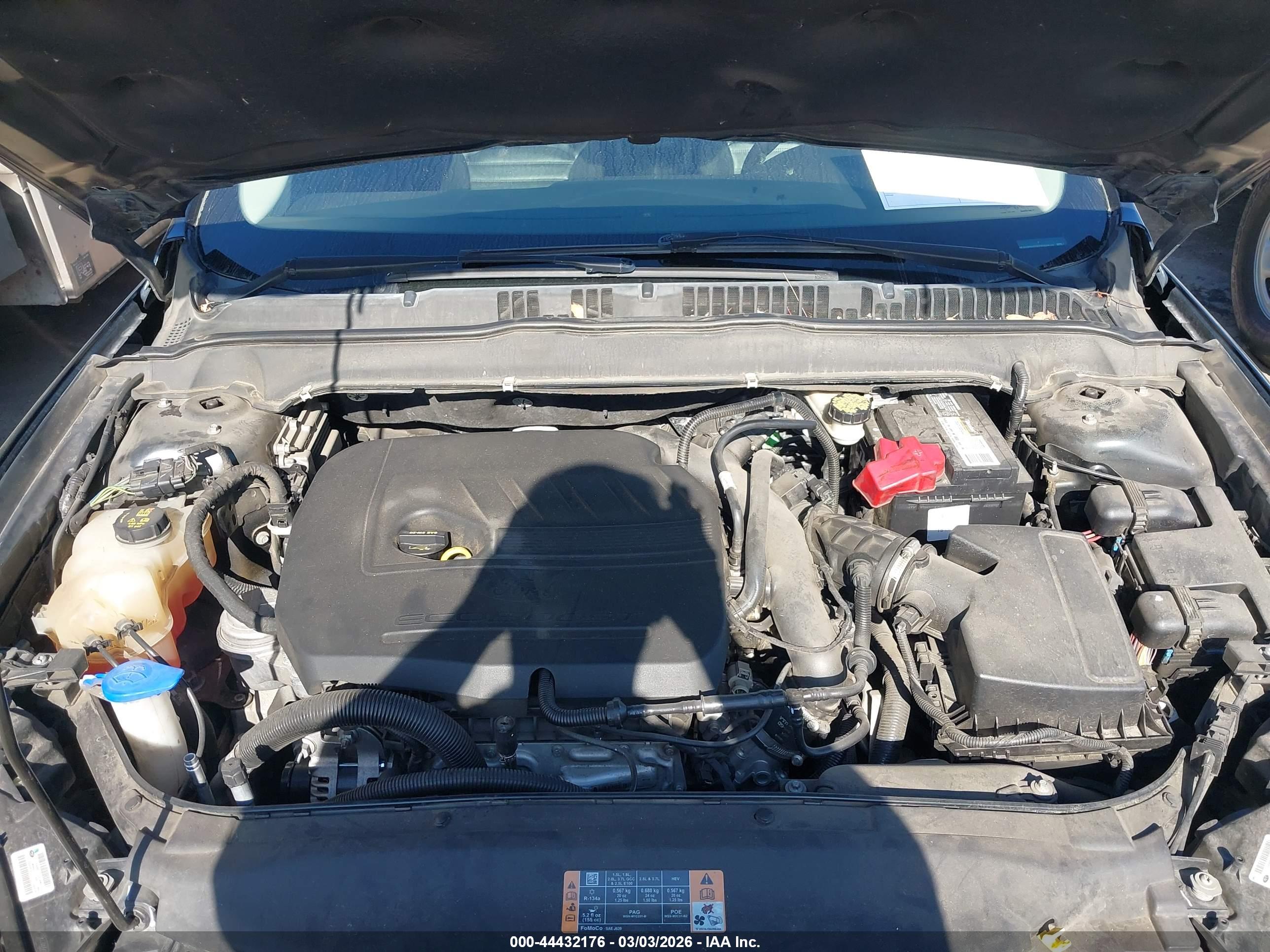 FORD FUSION image 10