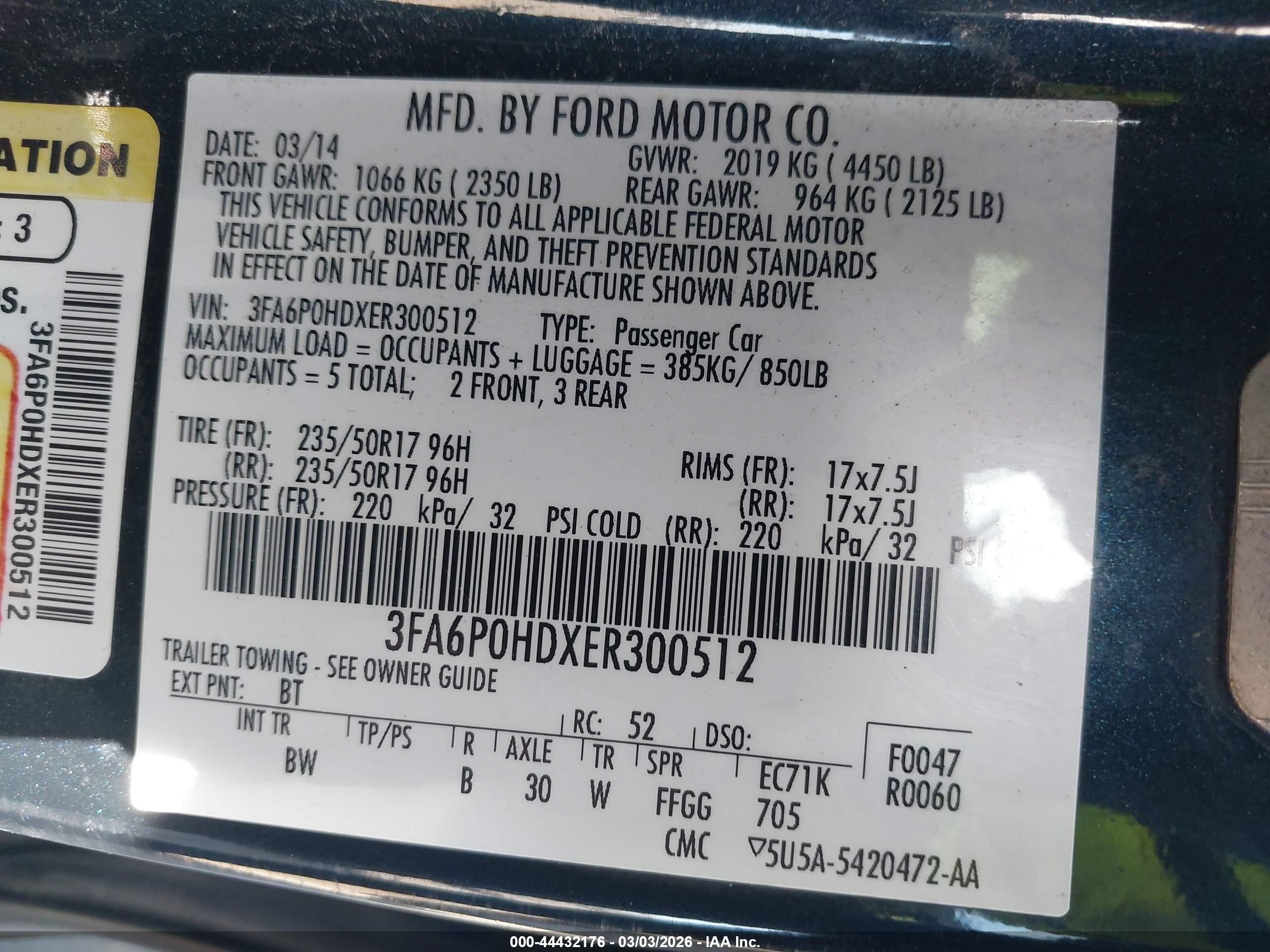 FORD FUSION image 9