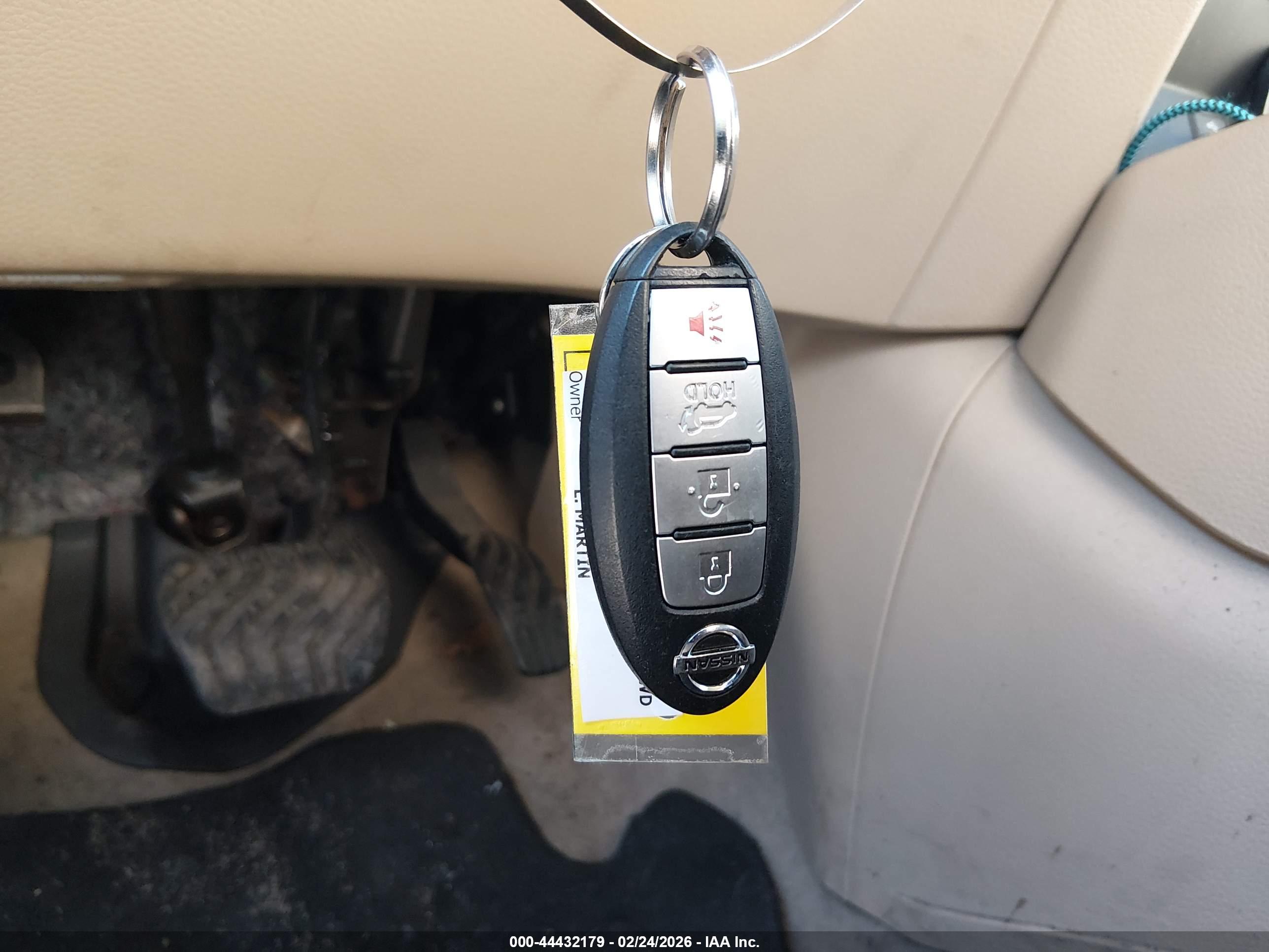 NISSAN ROGUE image 11