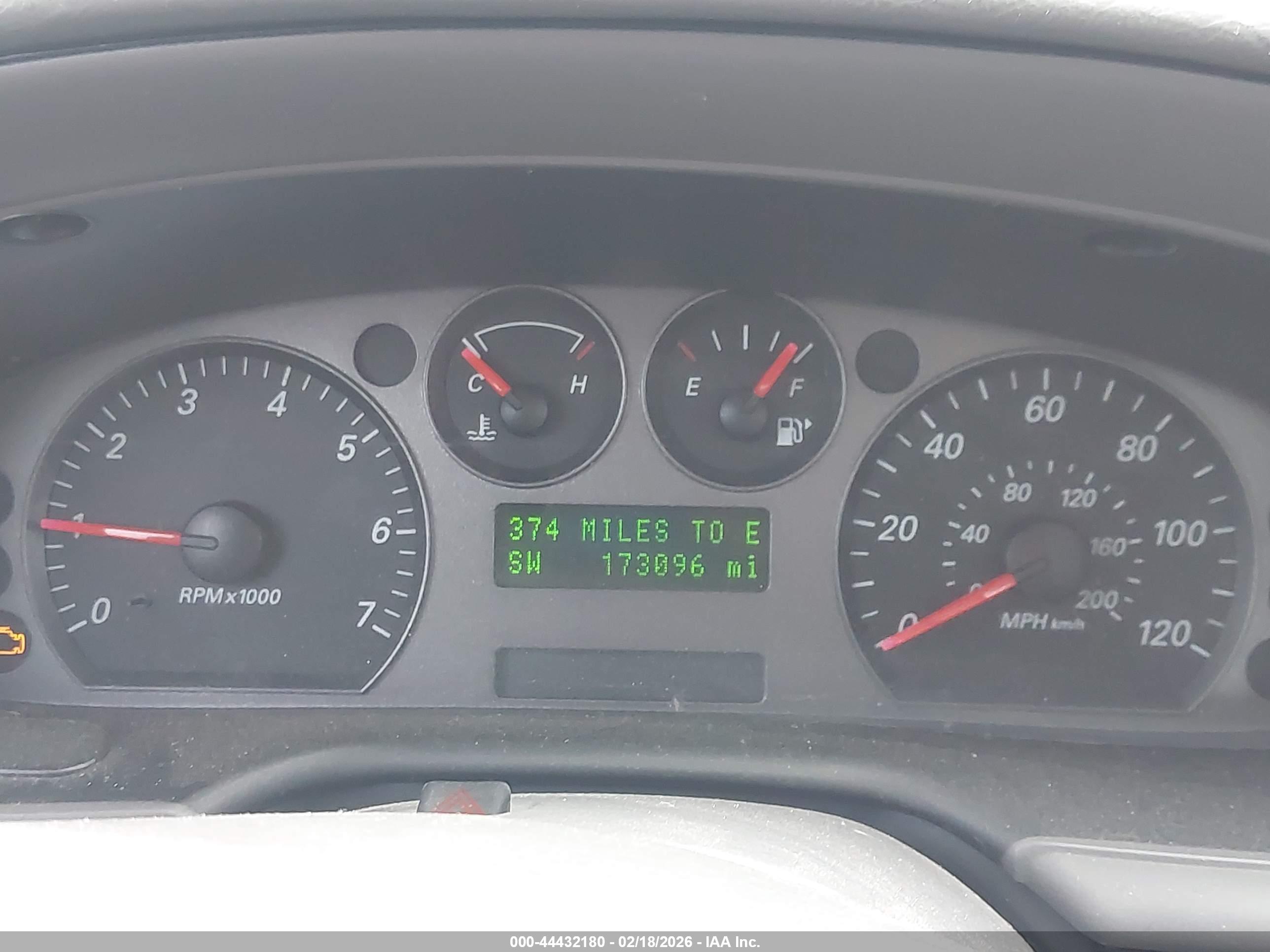 FORD TAURUS image 7