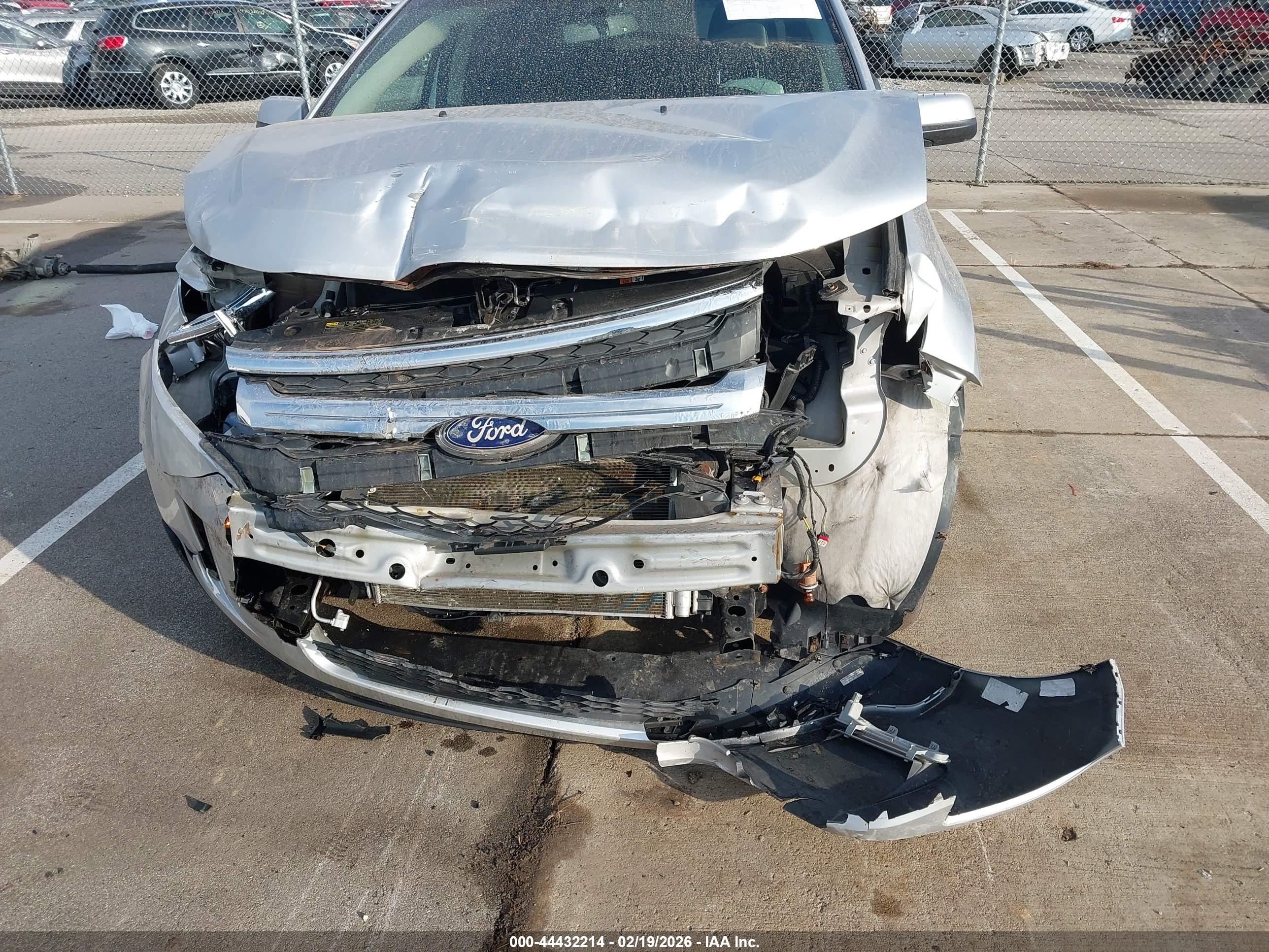 FORD EDGE image 6