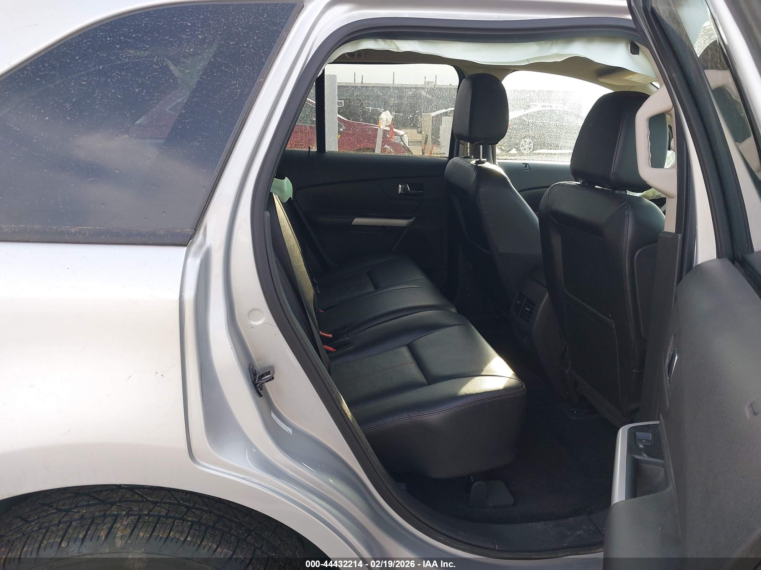 FORD EDGE image 8