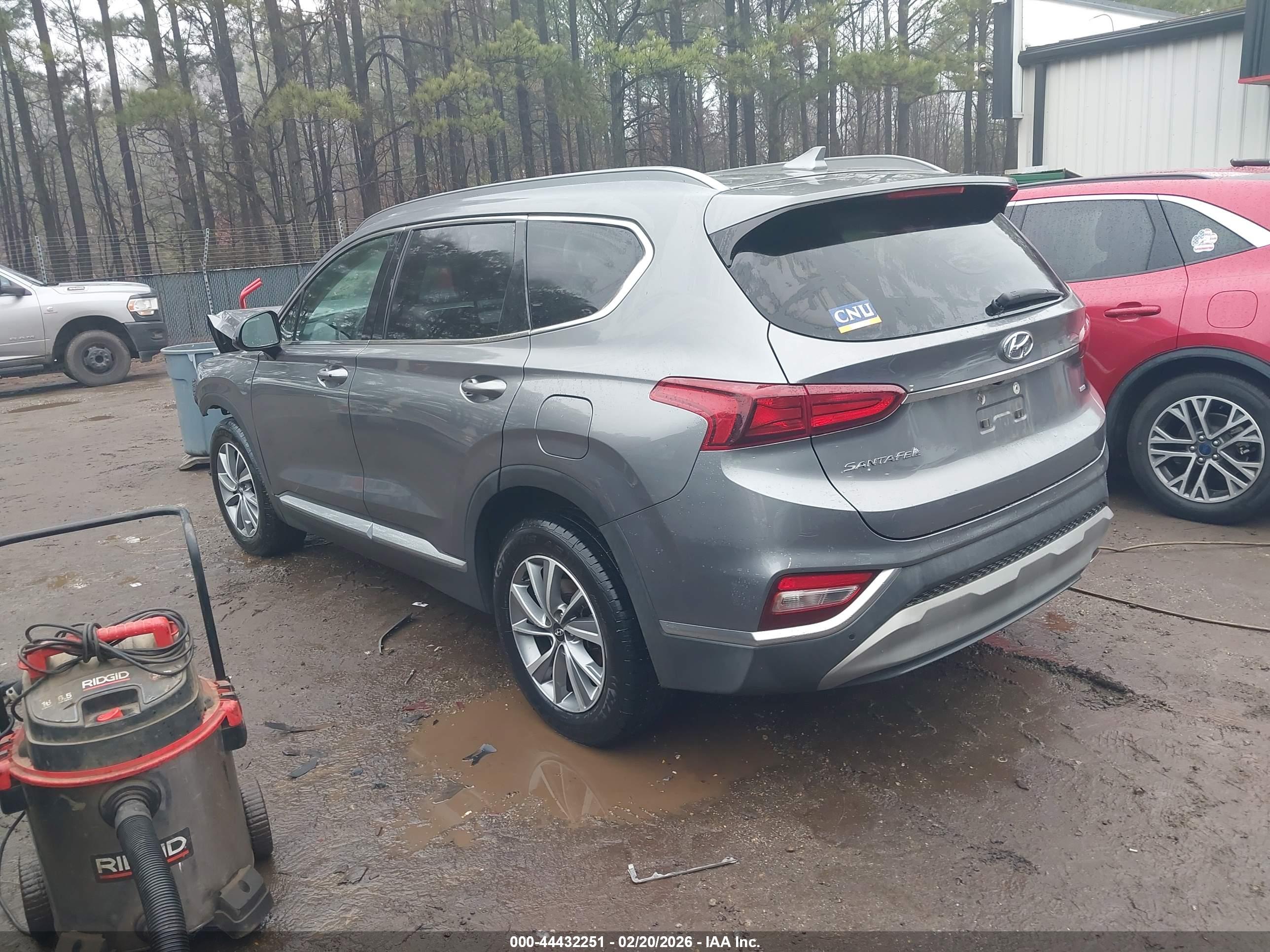HYUNDAI SANTA image 3