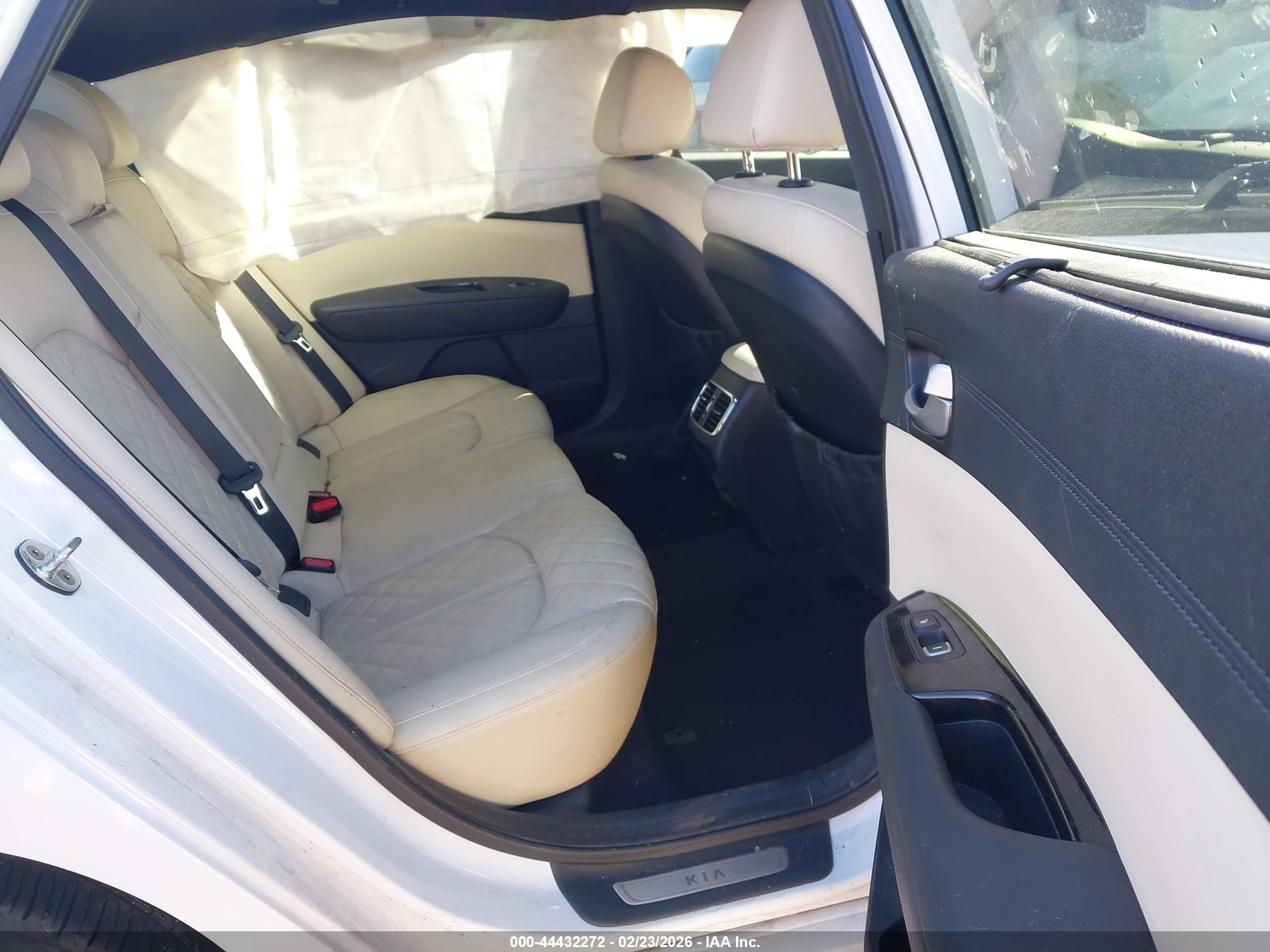 KIA OPTIMA image 8