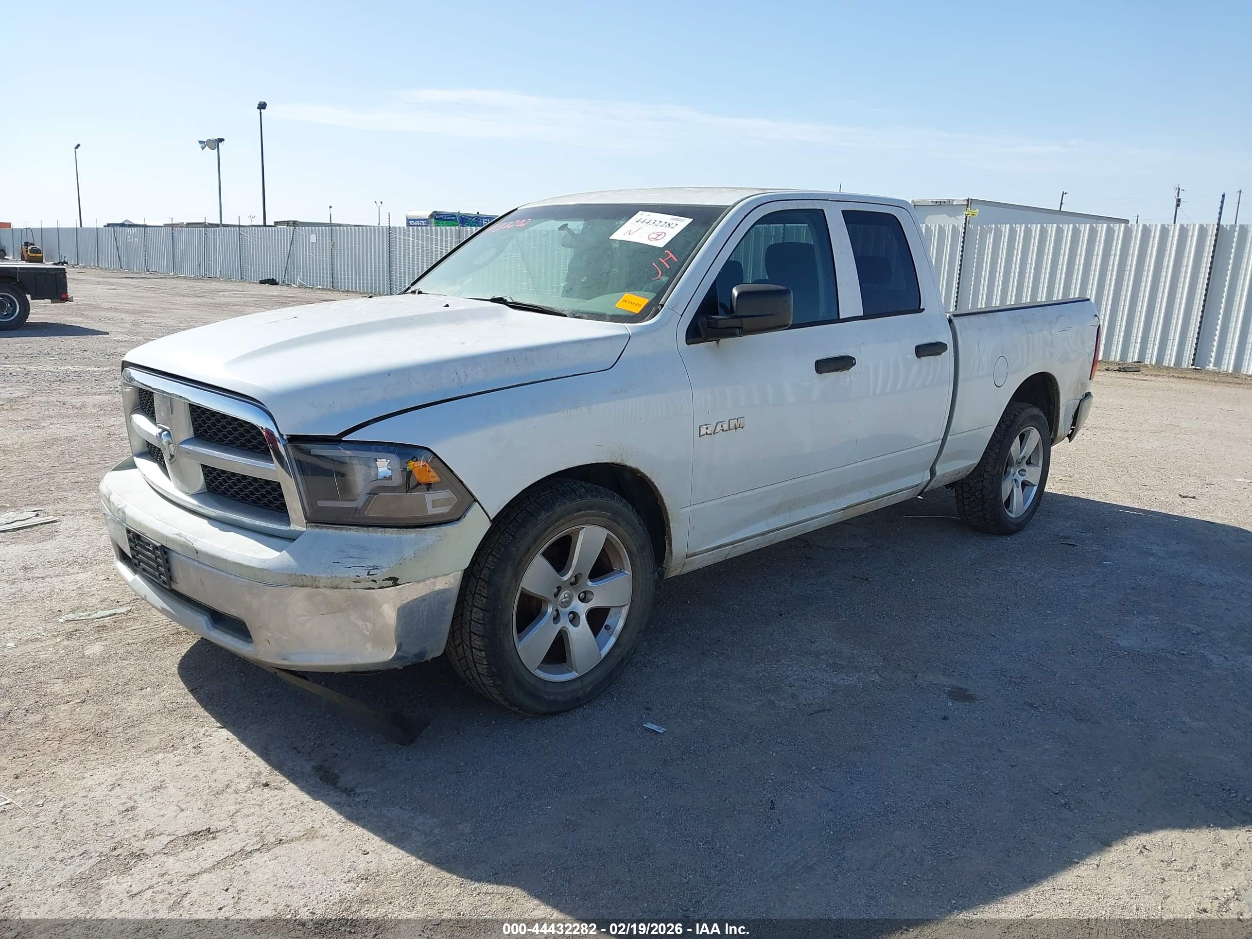 DODGE RAM image 2
