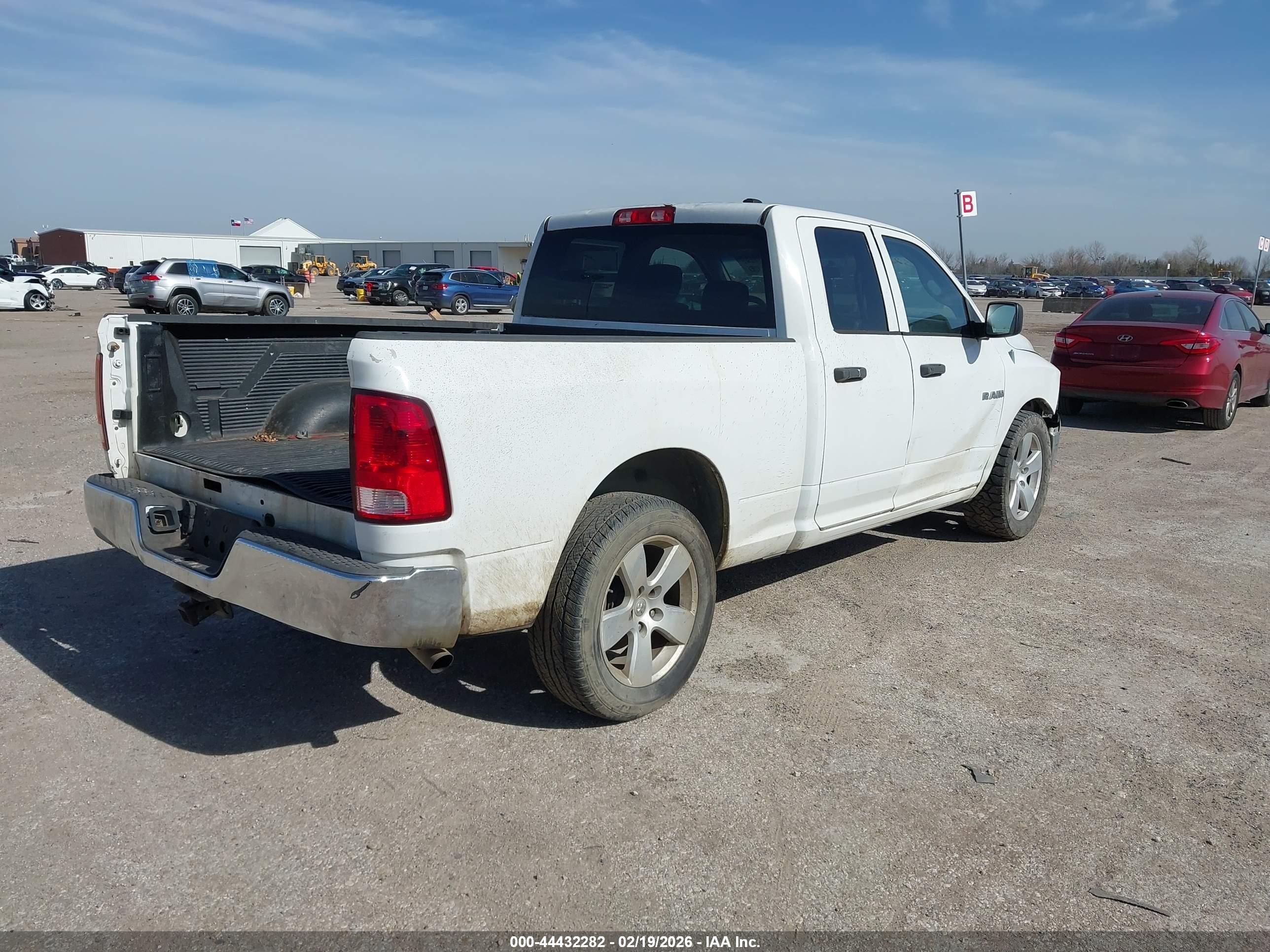 DODGE RAM image 4