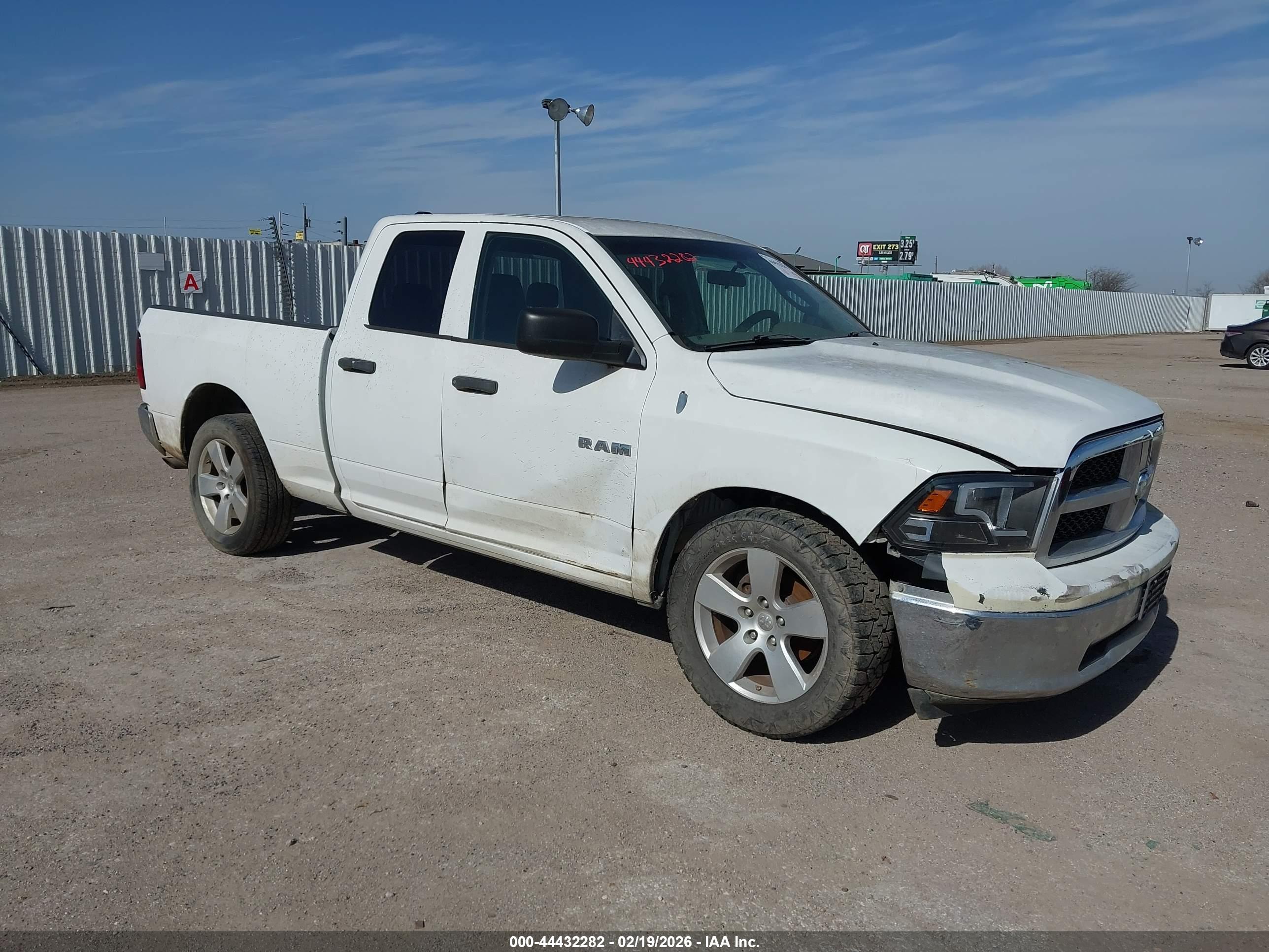 DODGE RAM image 6
