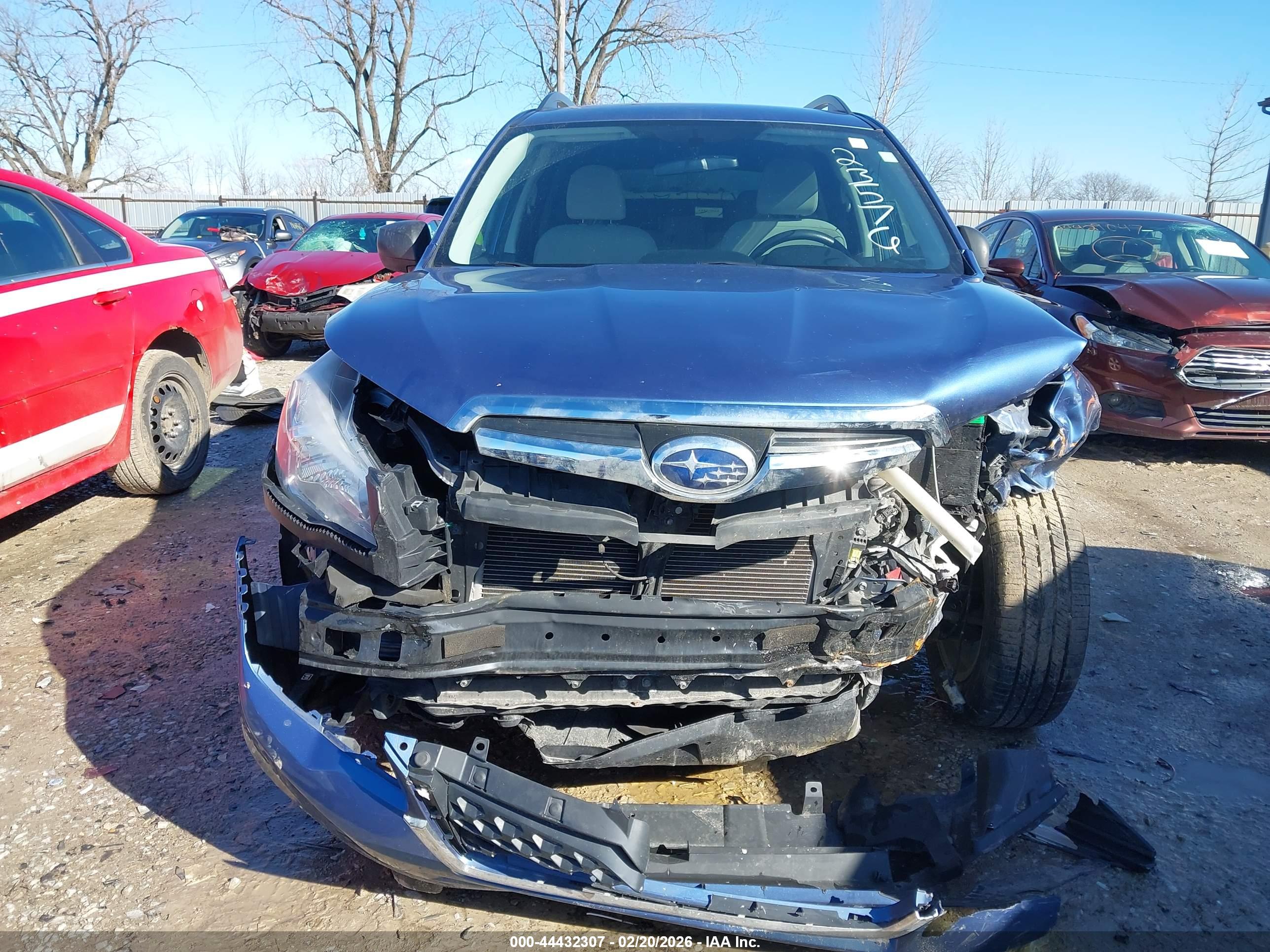 SUBARU FORESTER image 6