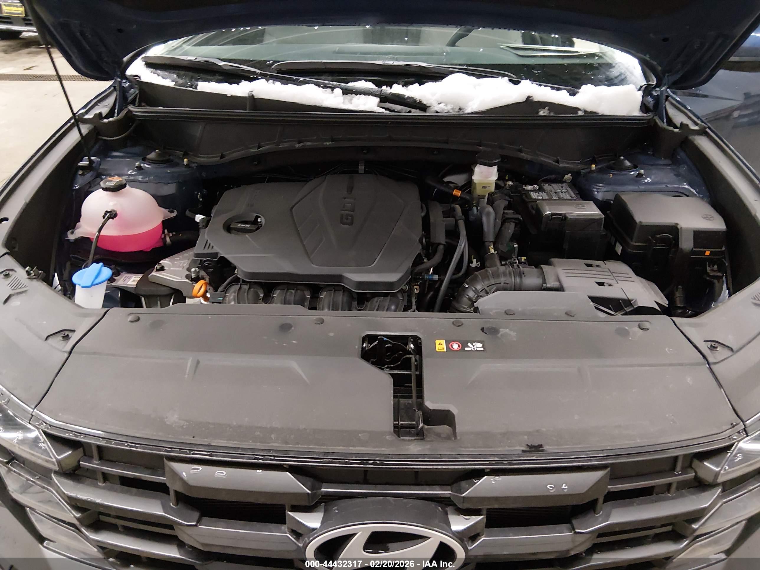 HYUNDAI TUCSON image 10