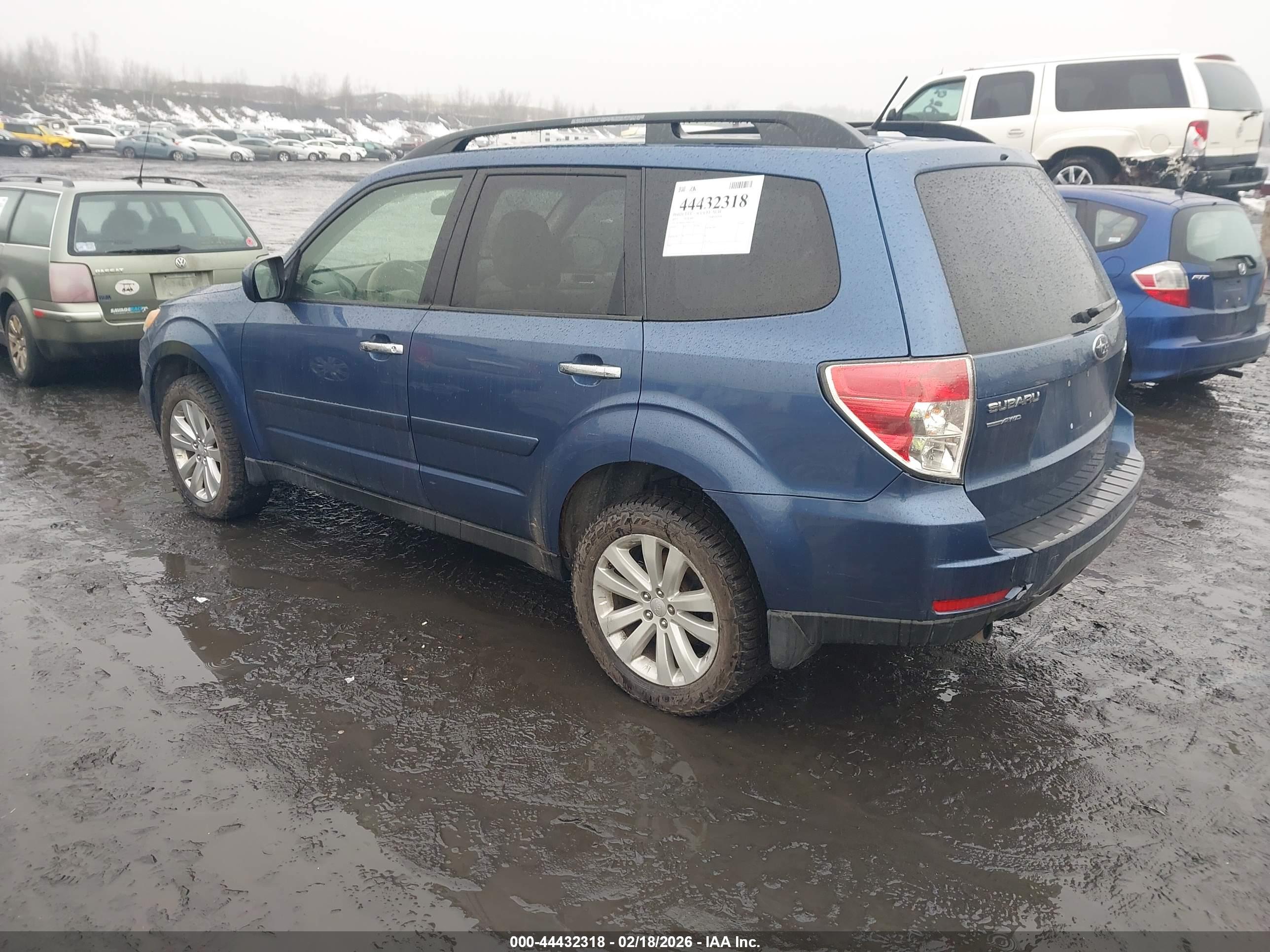SUBARU FORESTER image 3