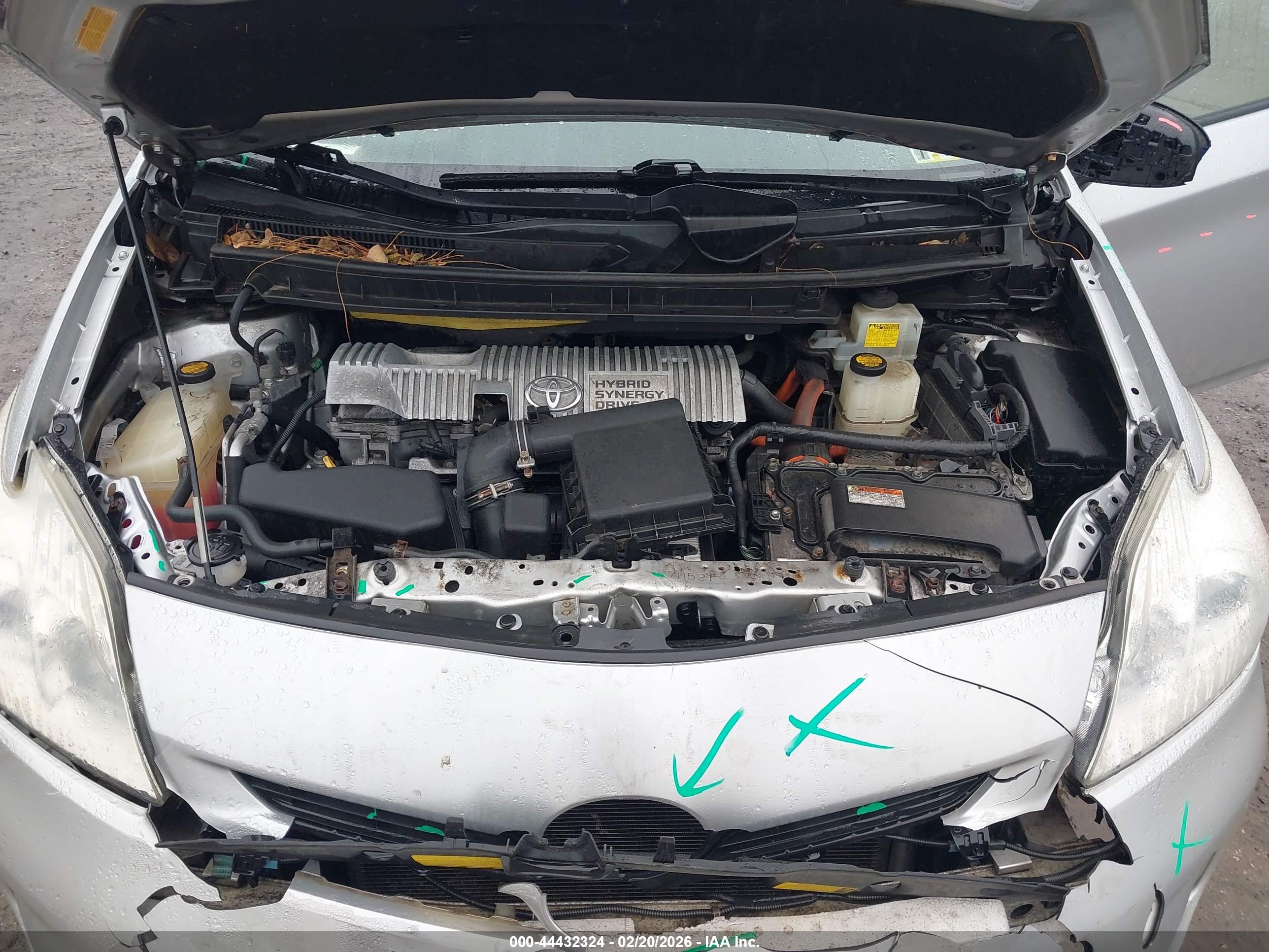 TOYOTA PRIUS image 10