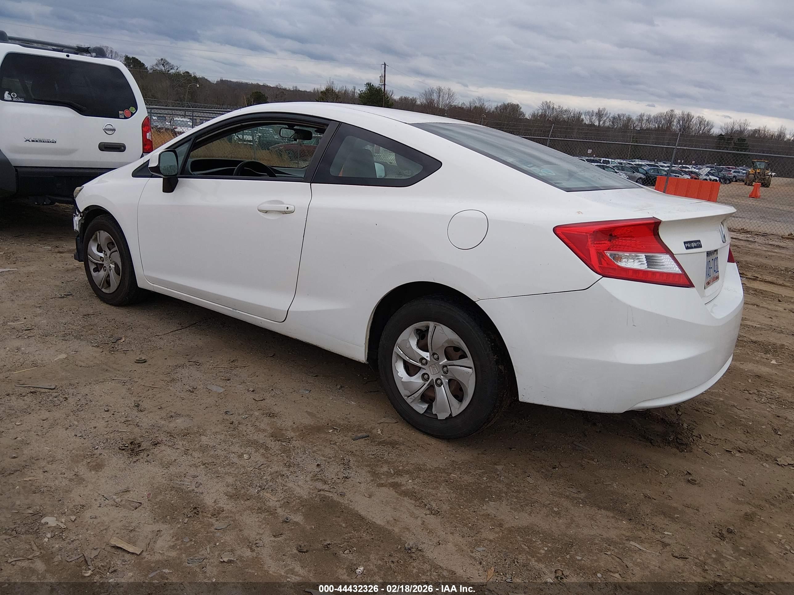 HONDA CIVIC image 3