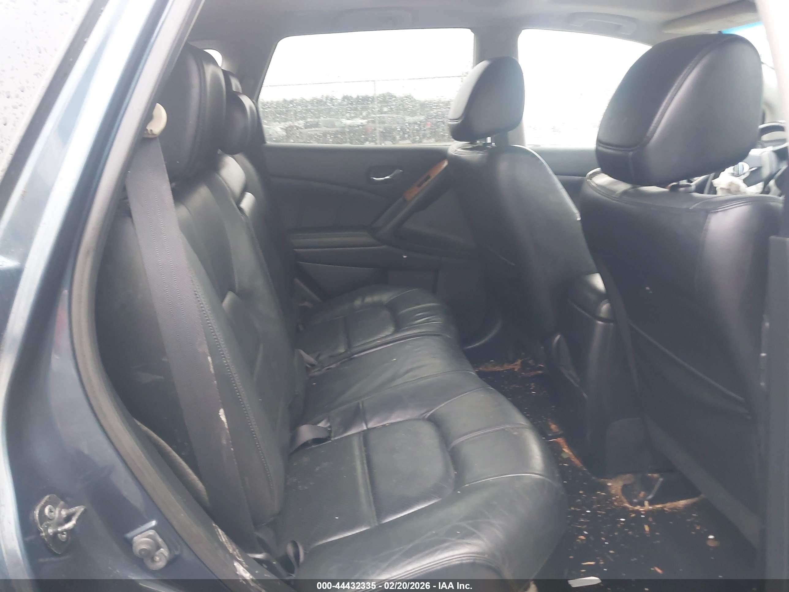 NISSAN MURANO image 8