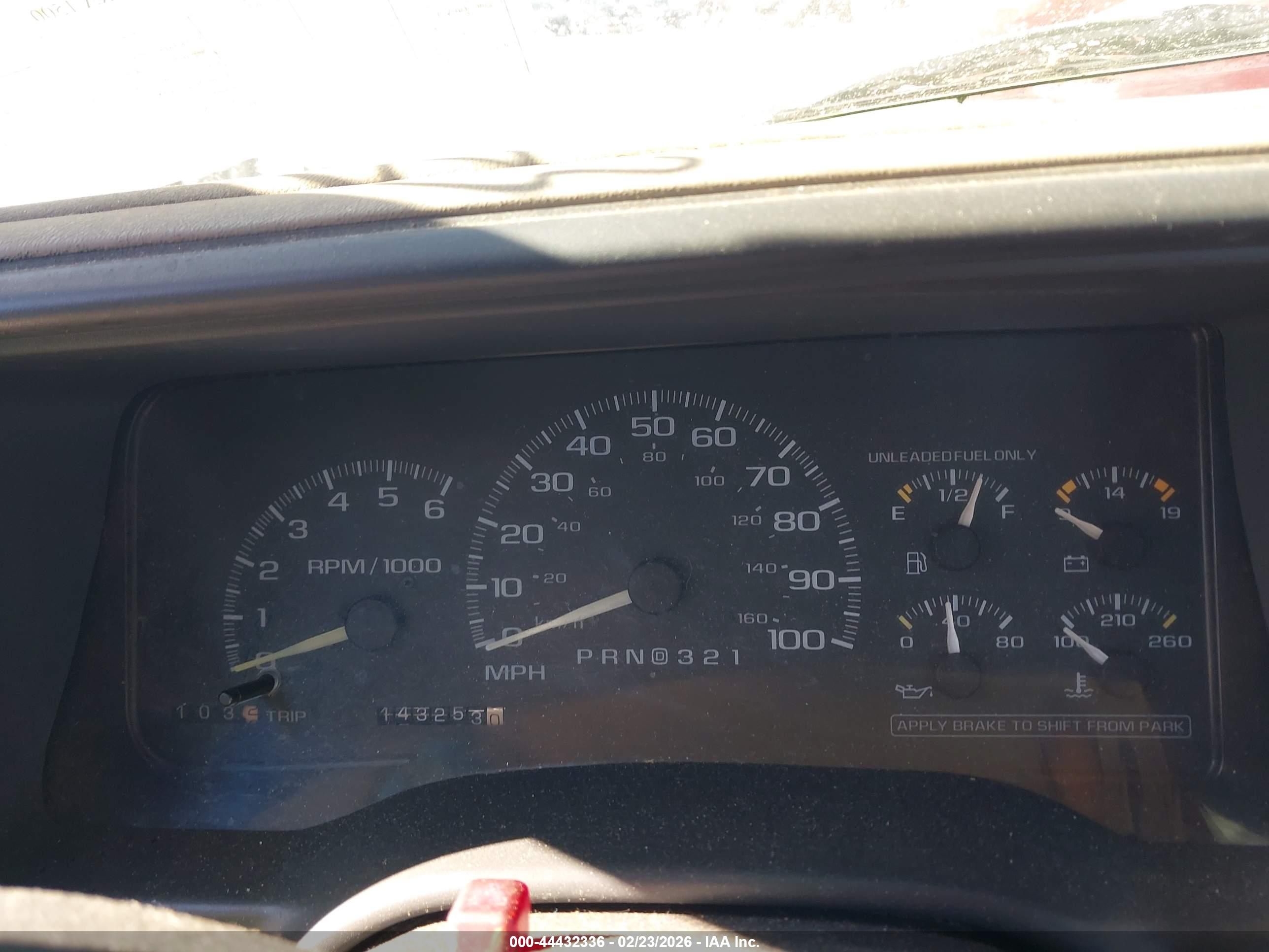 GMC SIERRA image 7