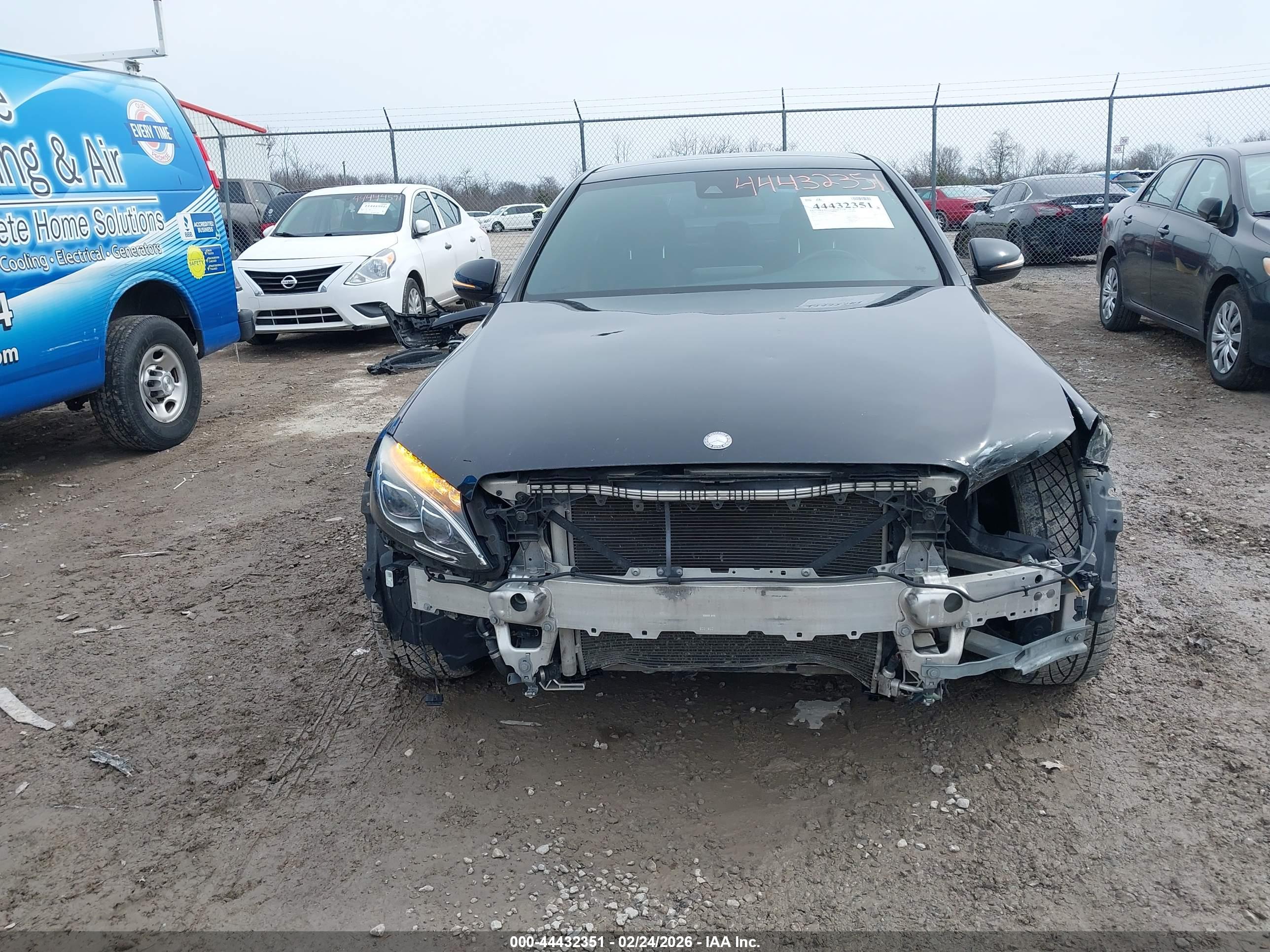 MERCEDES-BENZ C image 6