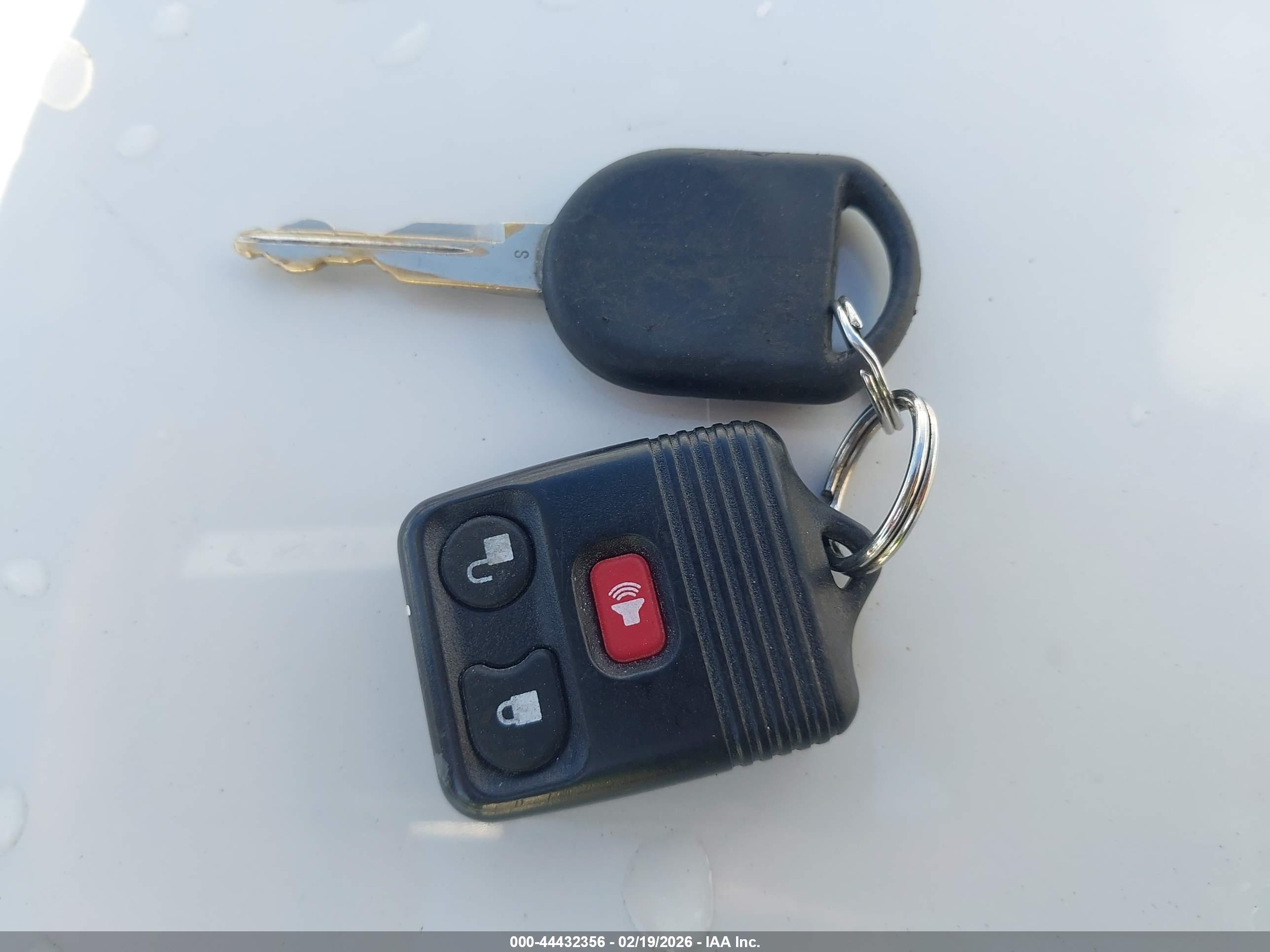 FORD RANGER image 11