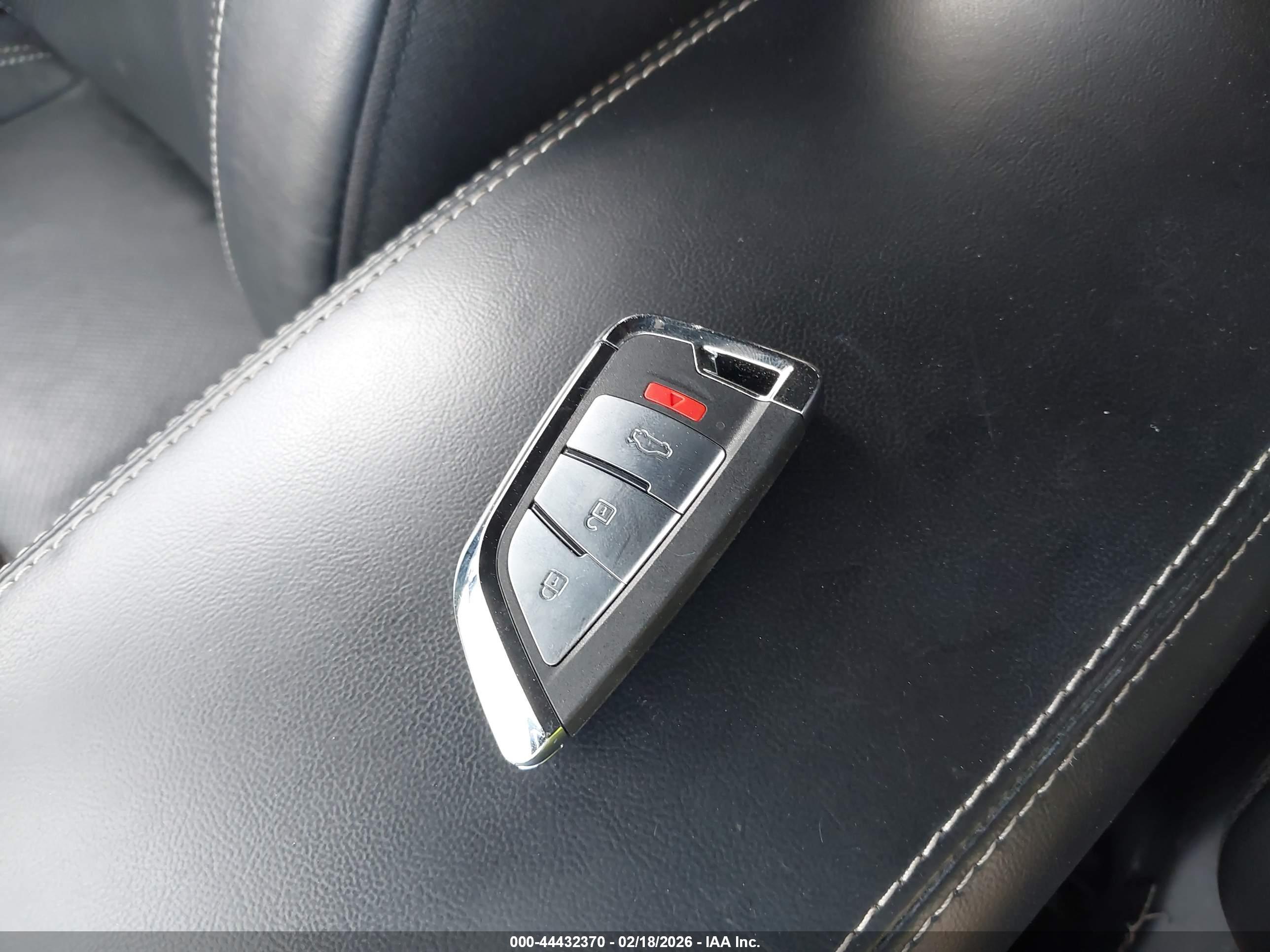 JEEP GRAND image 11