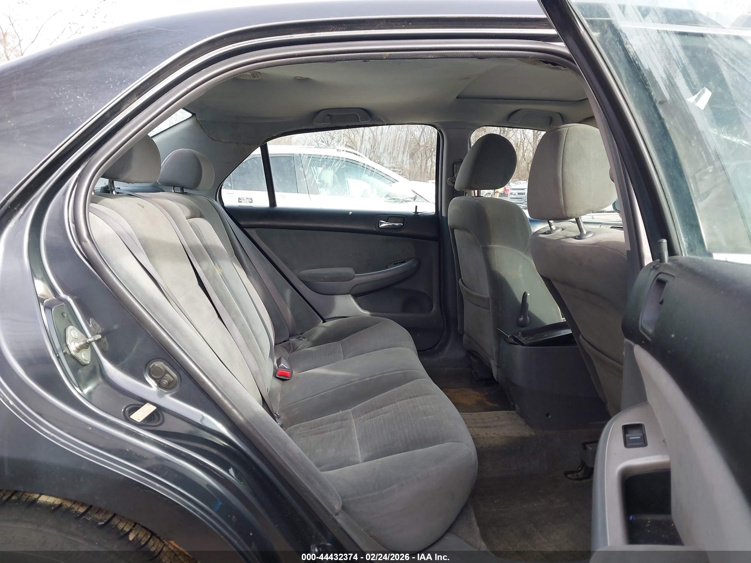 HONDA ACCORD image 8