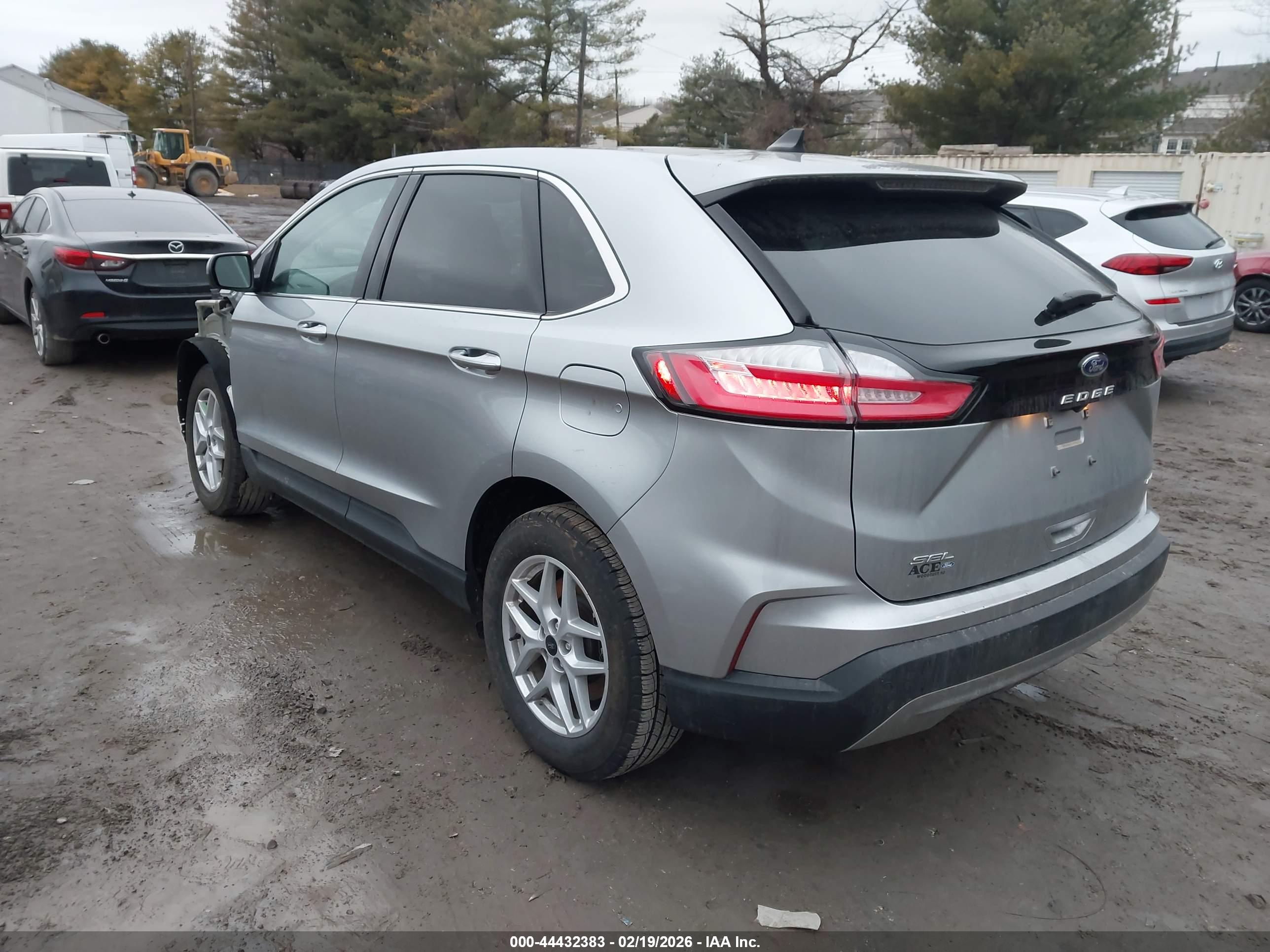 FORD EDGE image 3