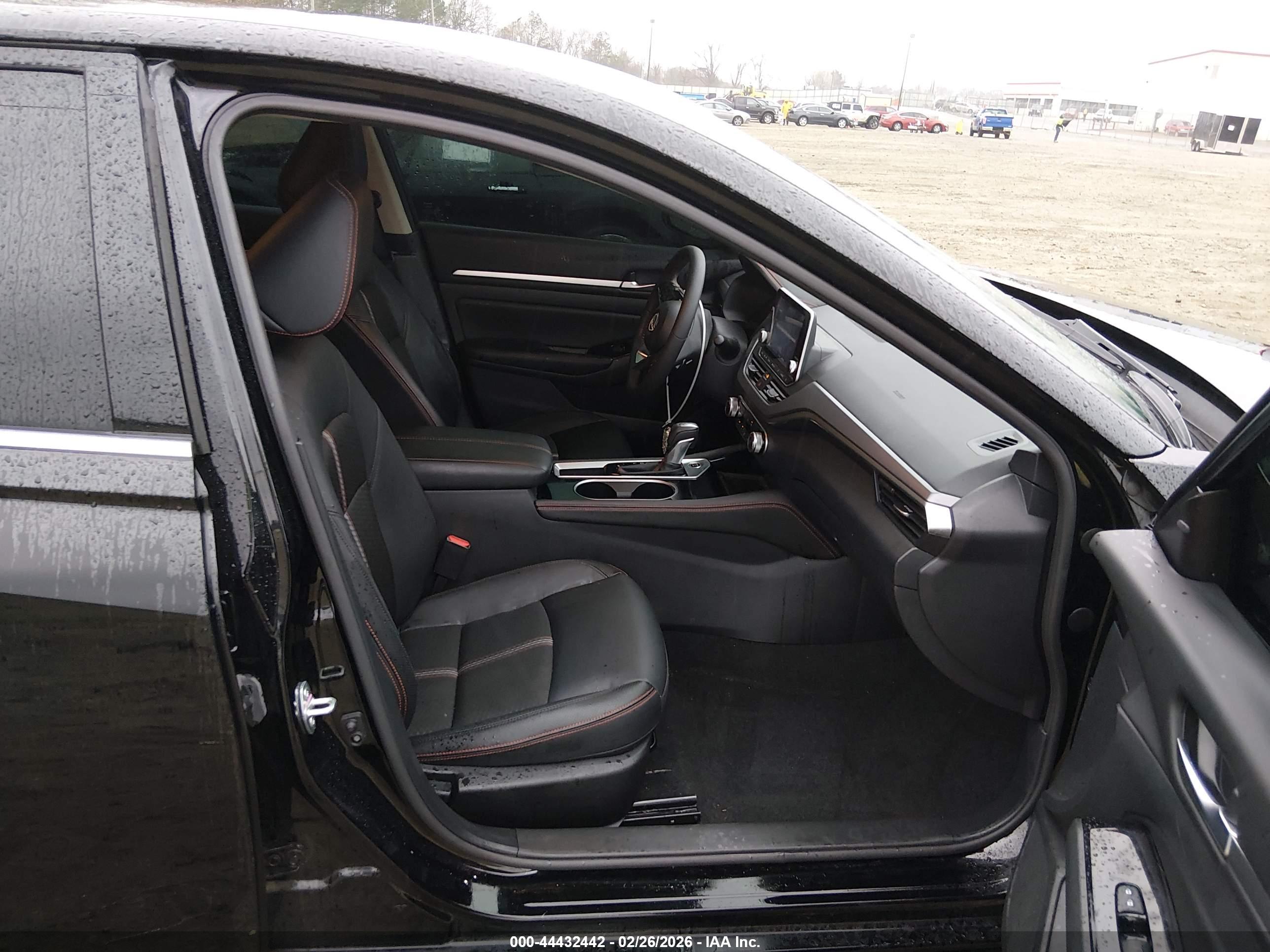 NISSAN ALTIMA image 5