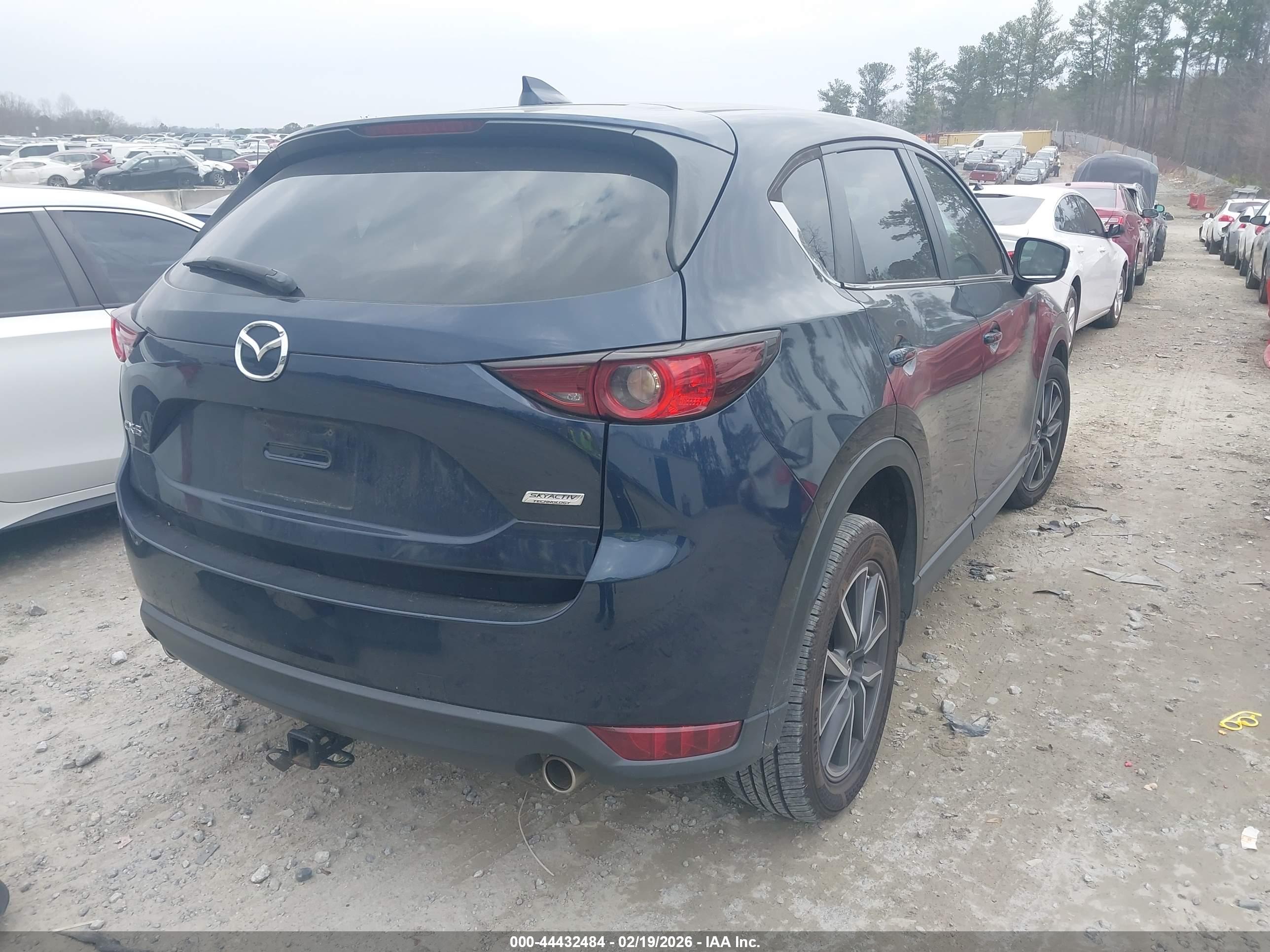 MAZDA CX-5 image 4