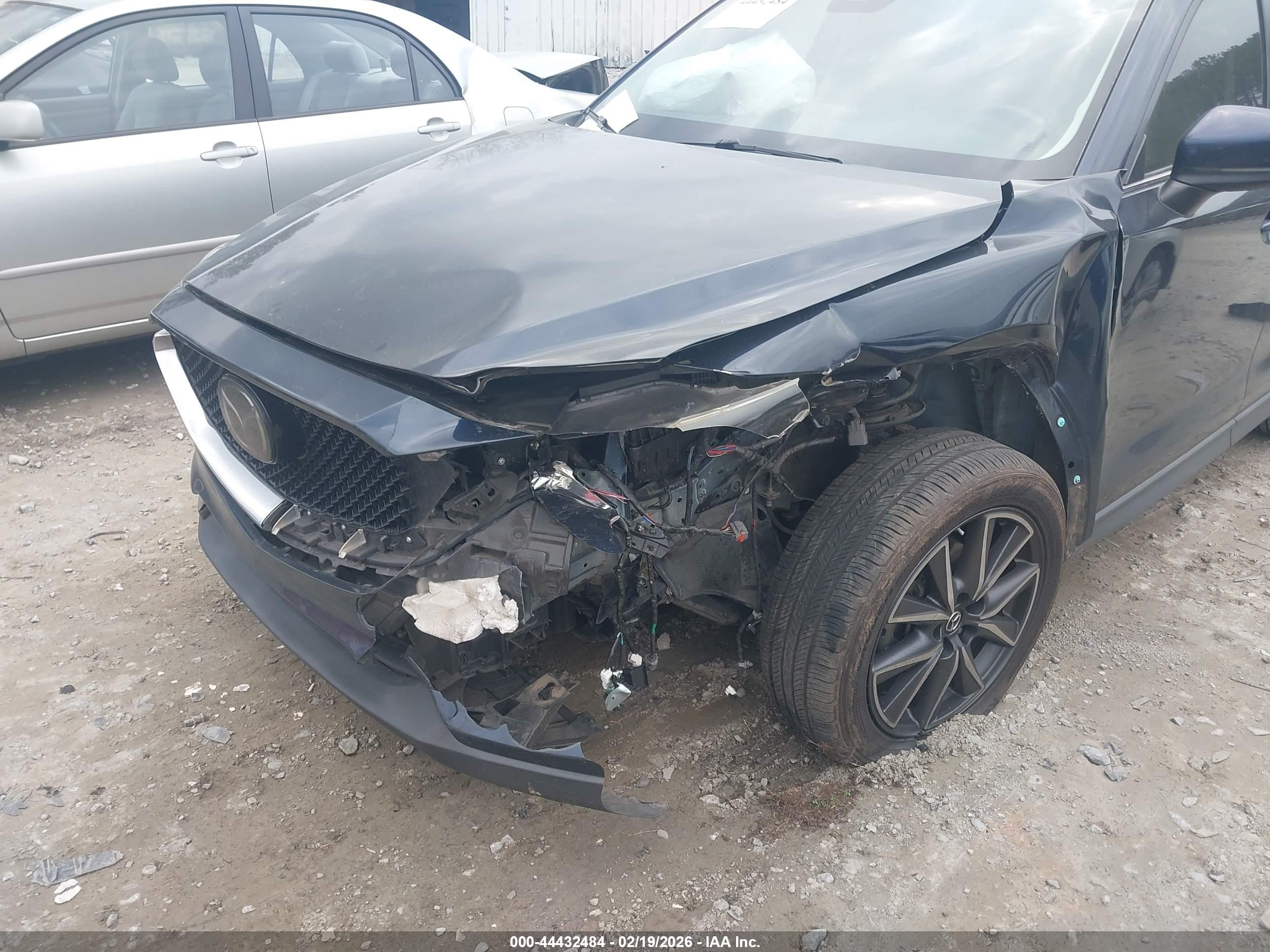 MAZDA CX-5 image 6