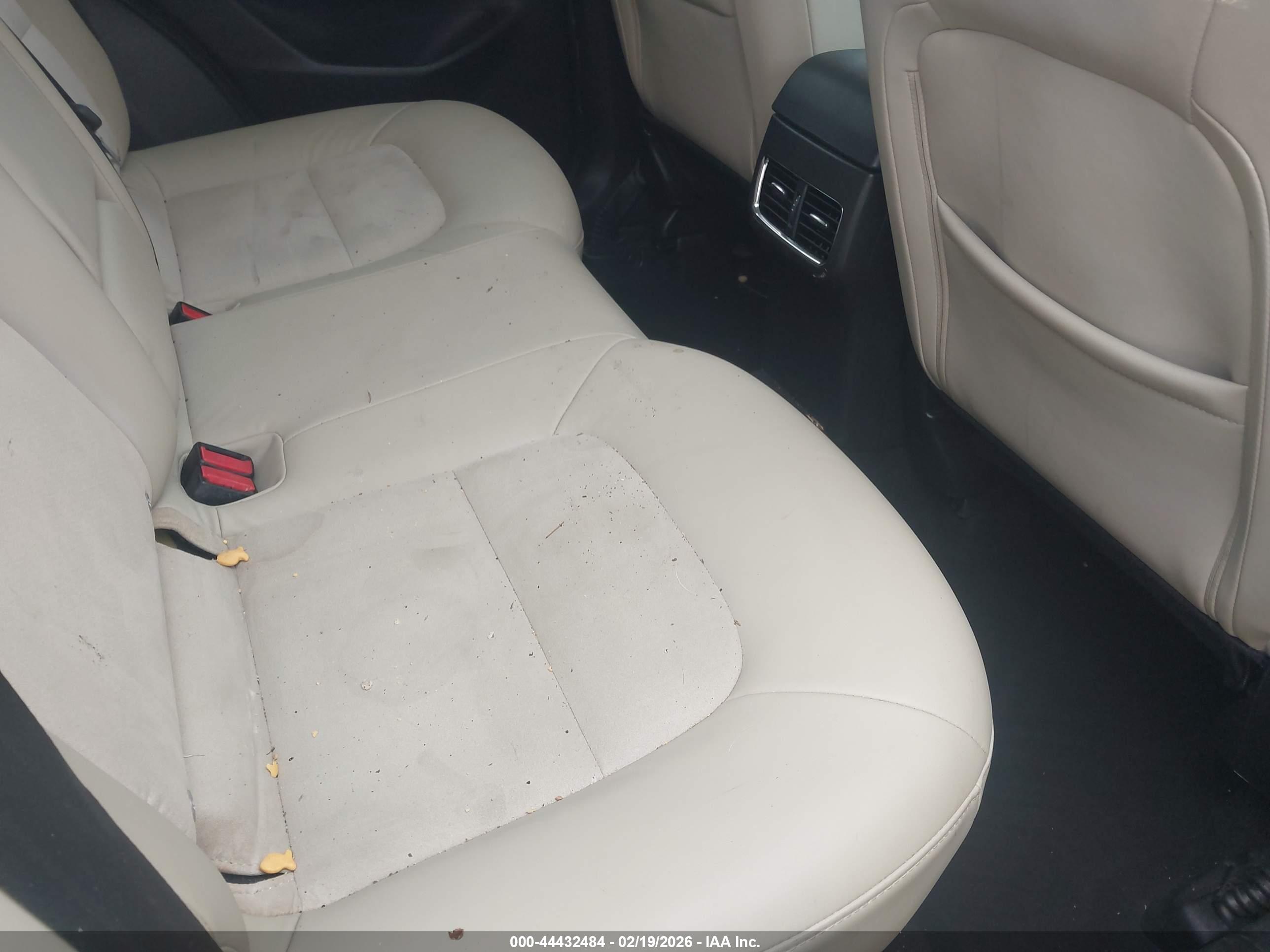 MAZDA CX-5 image 8