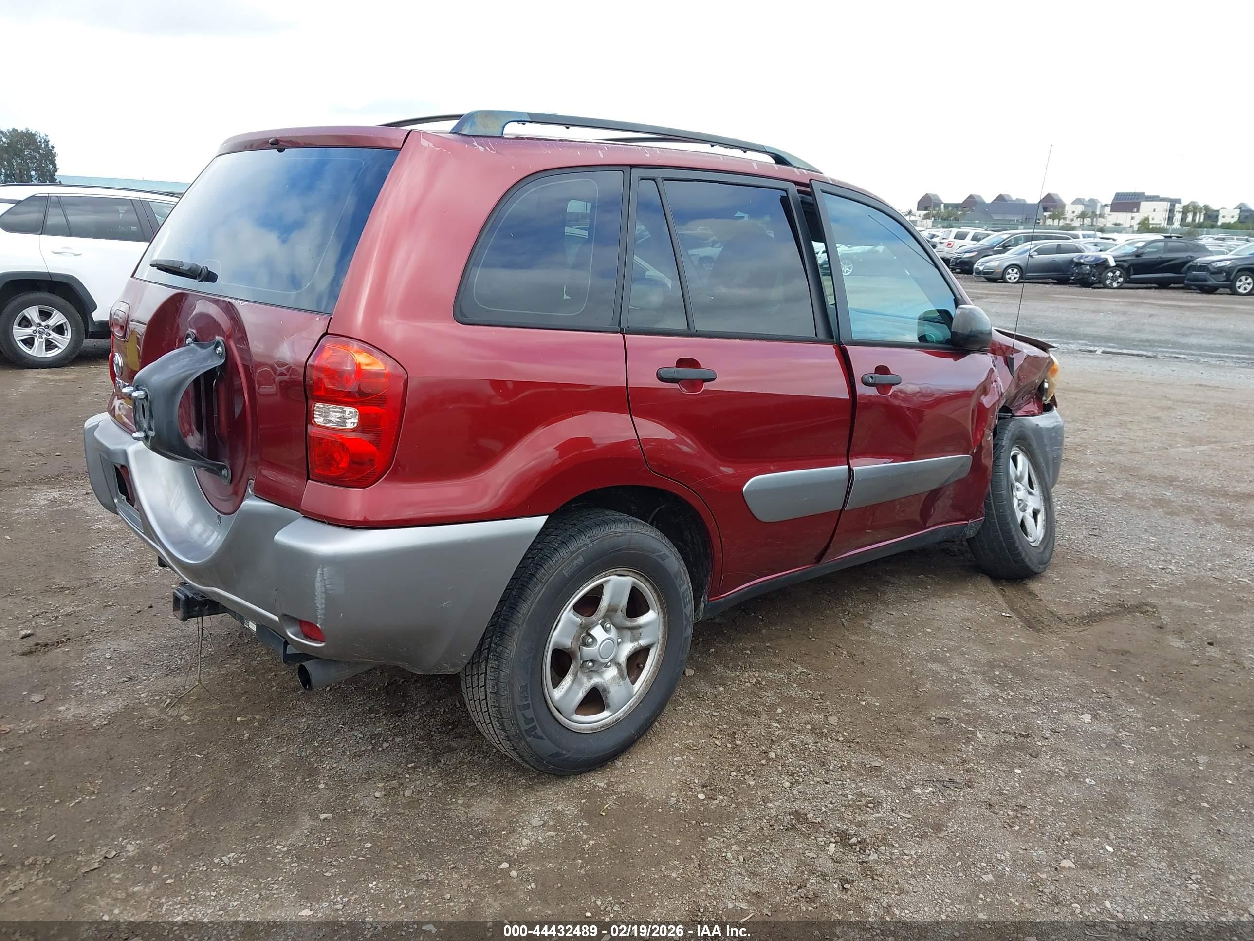 TOYOTA RAV4 image 4