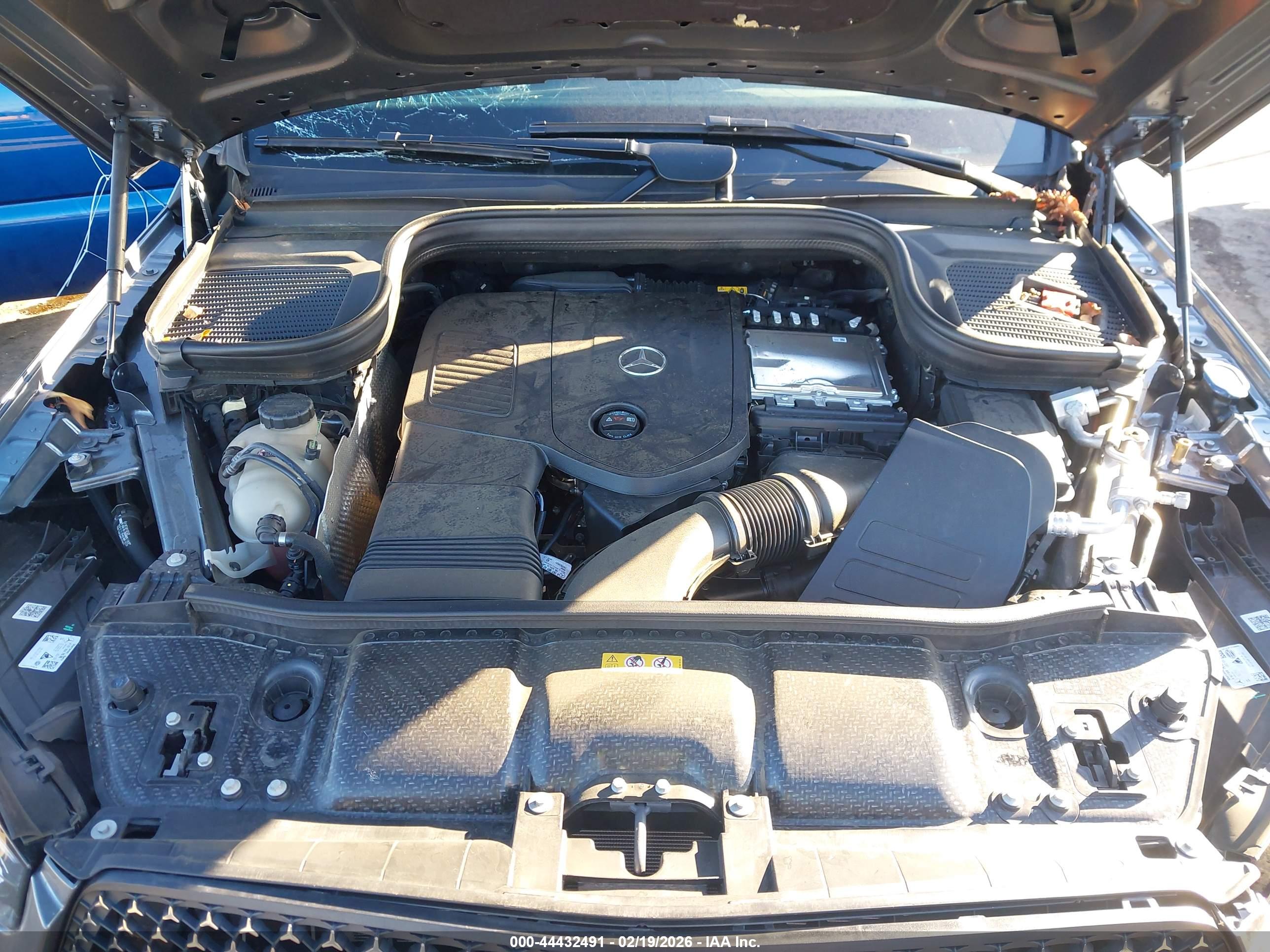 MERCEDES-BENZ GLE image 10