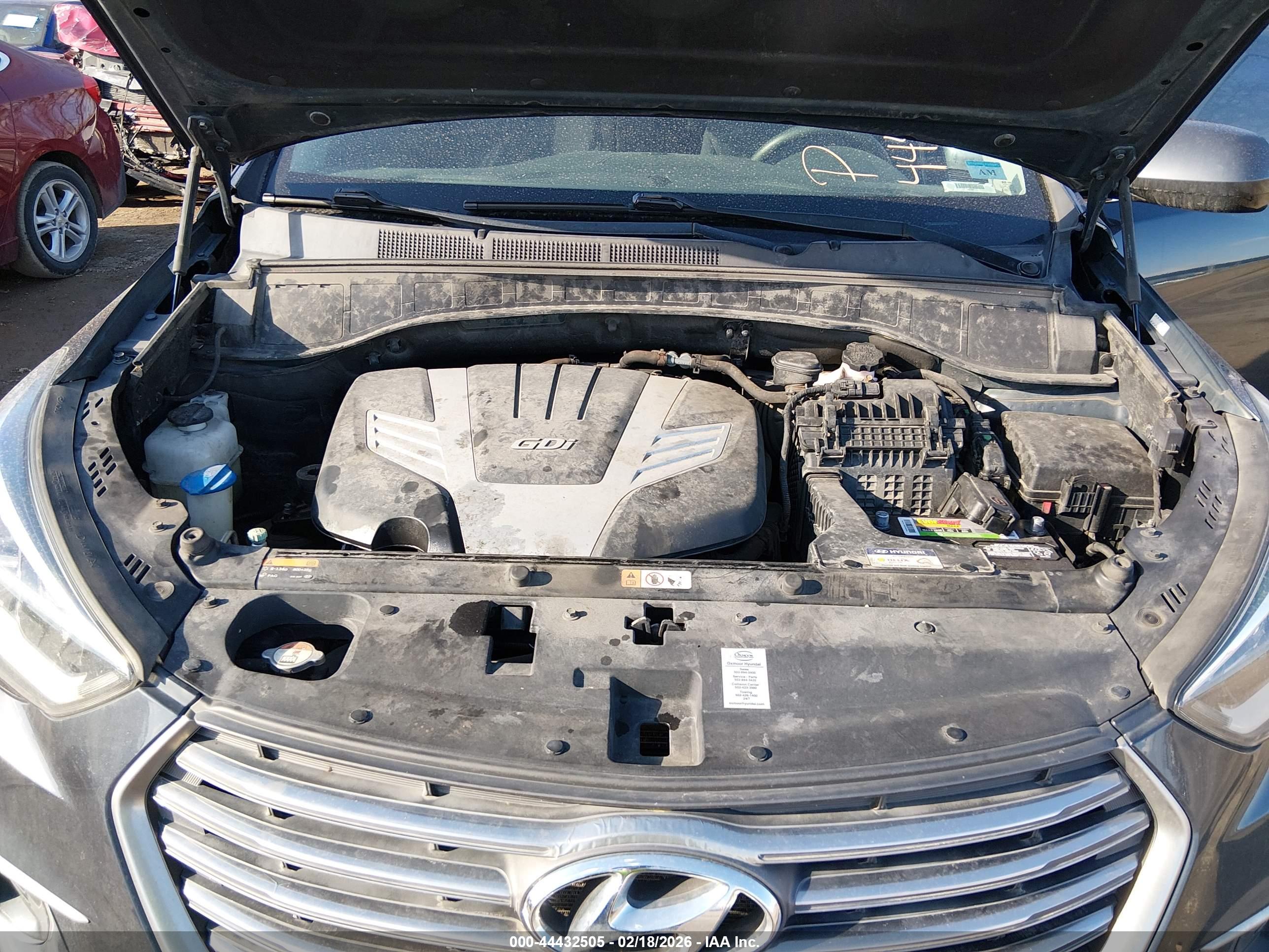 HYUNDAI SANTA image 10
