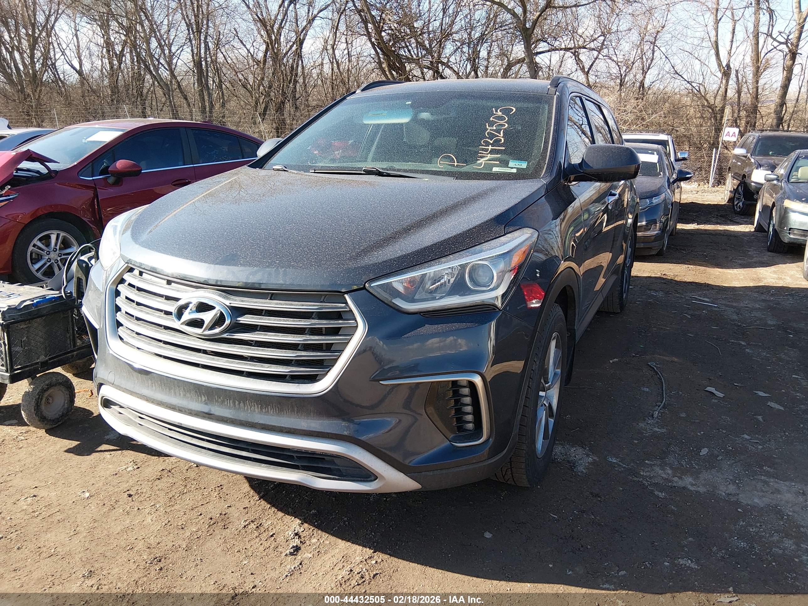 HYUNDAI SANTA image 2