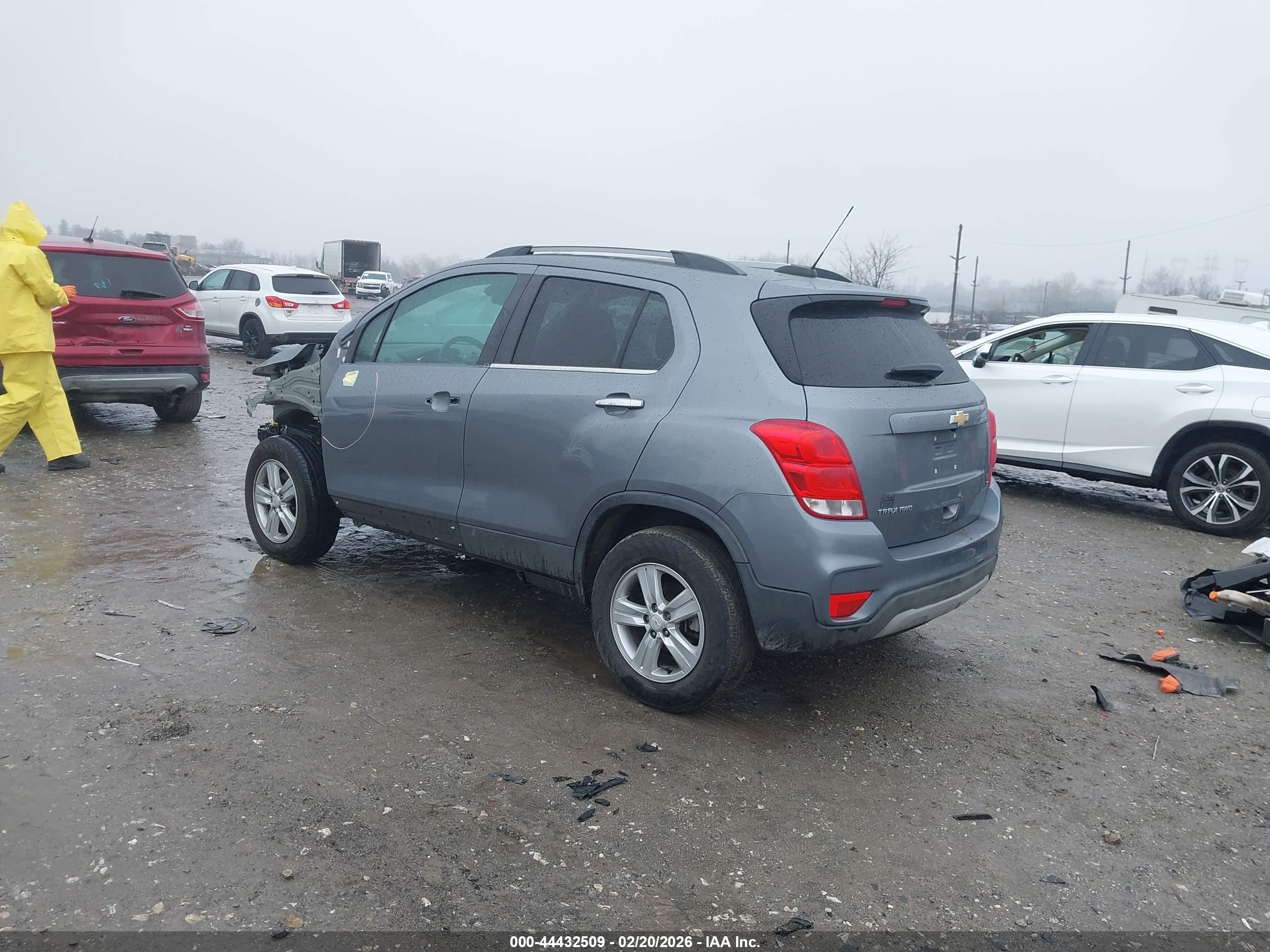 CHEVROLET TRAX image 3