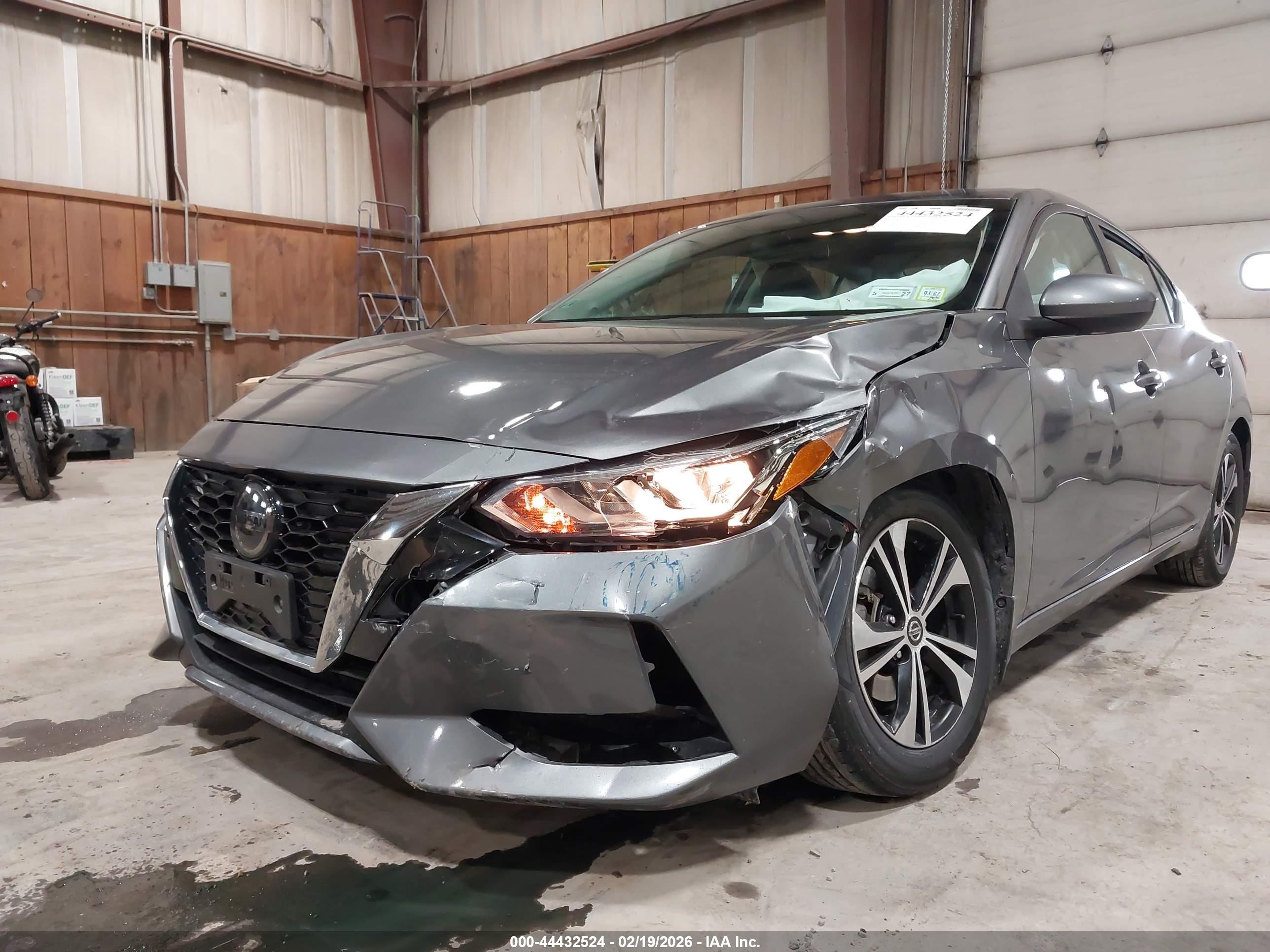 NISSAN SENTRA image 6