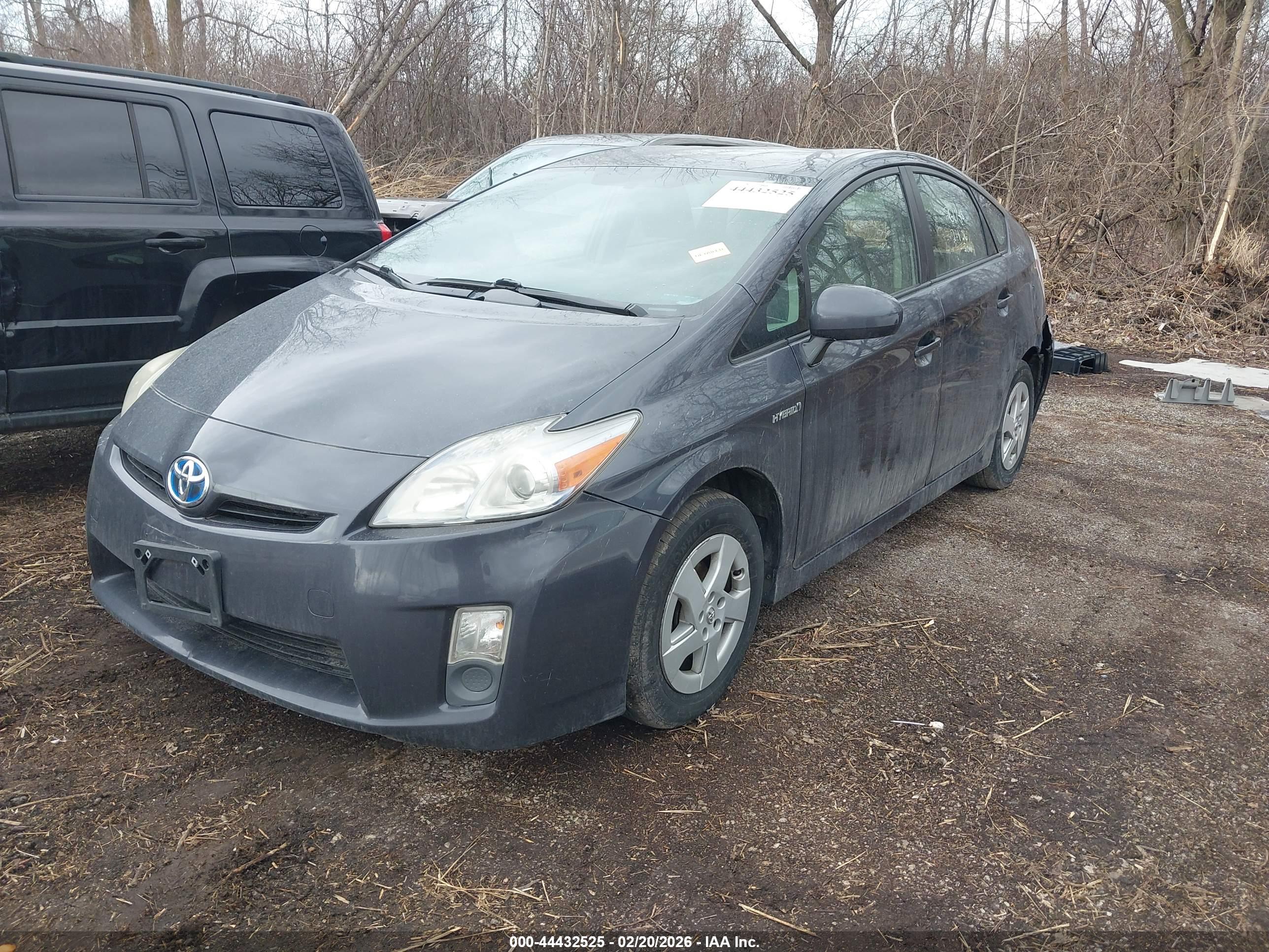 TOYOTA PRIUS image 2