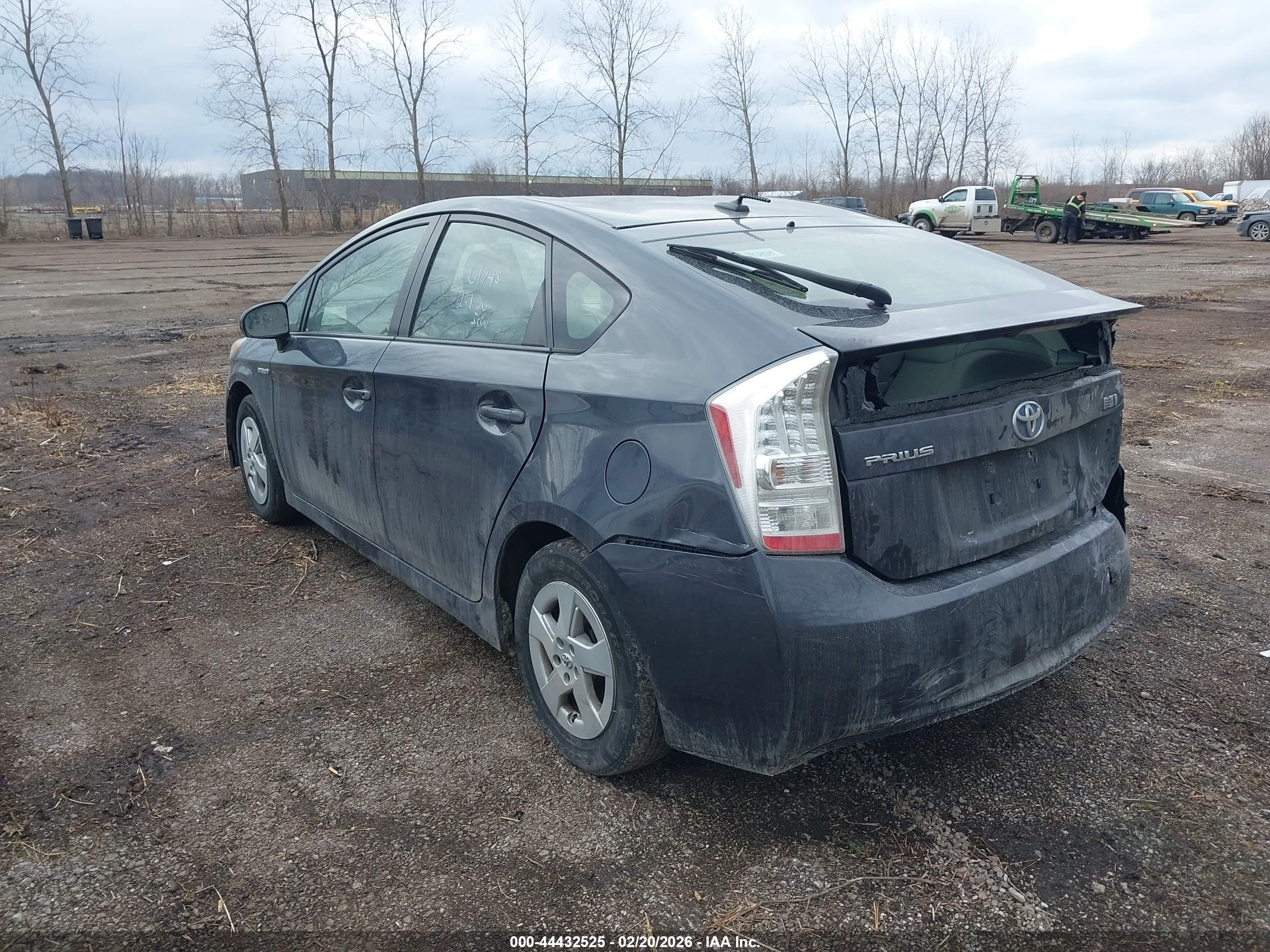 TOYOTA PRIUS image 3