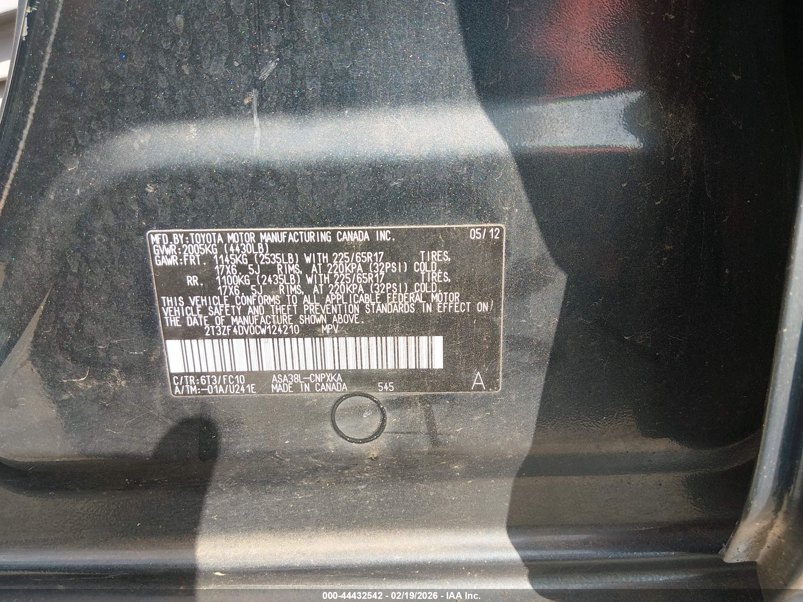 TOYOTA RAV4 image 9