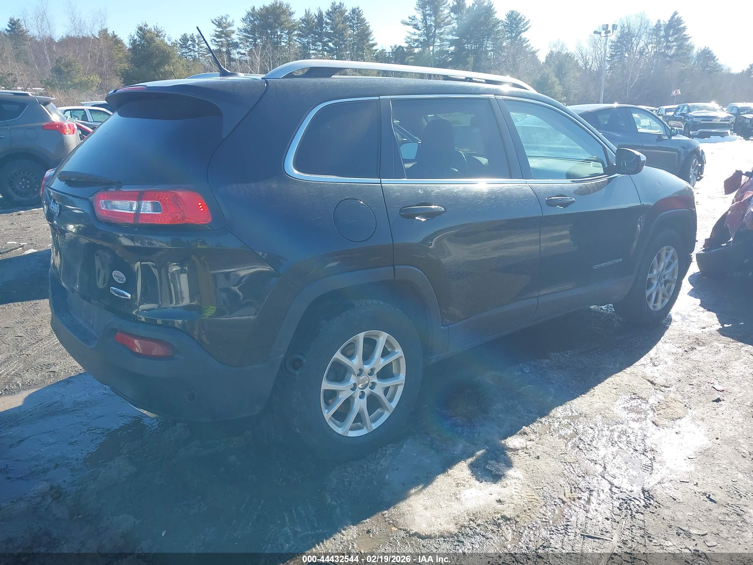 JEEP CHEROKEE image 4