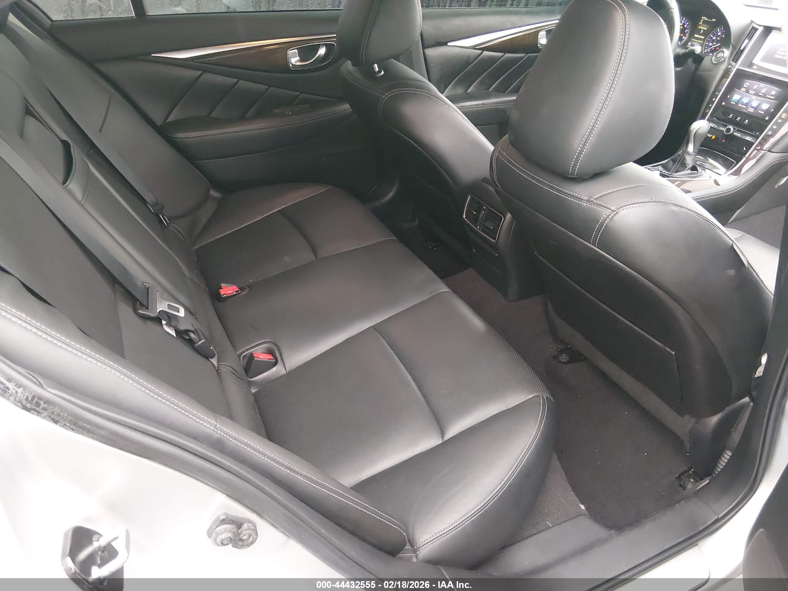 INFINITI Q50 image 8